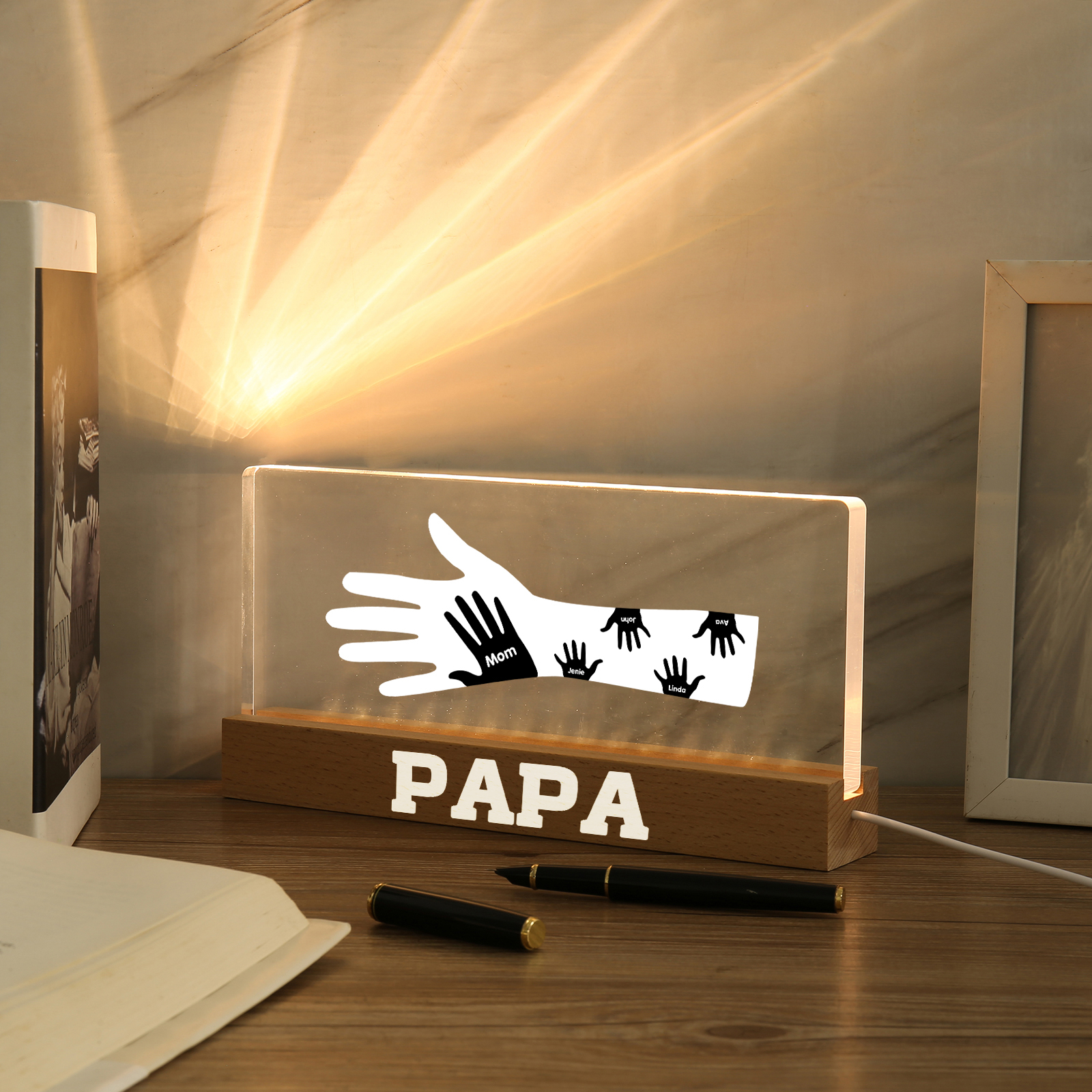 À Papa/Maman- Lampe de chevet LED Mains 5 Prénoms Personnalisés avec Texte pour Famille