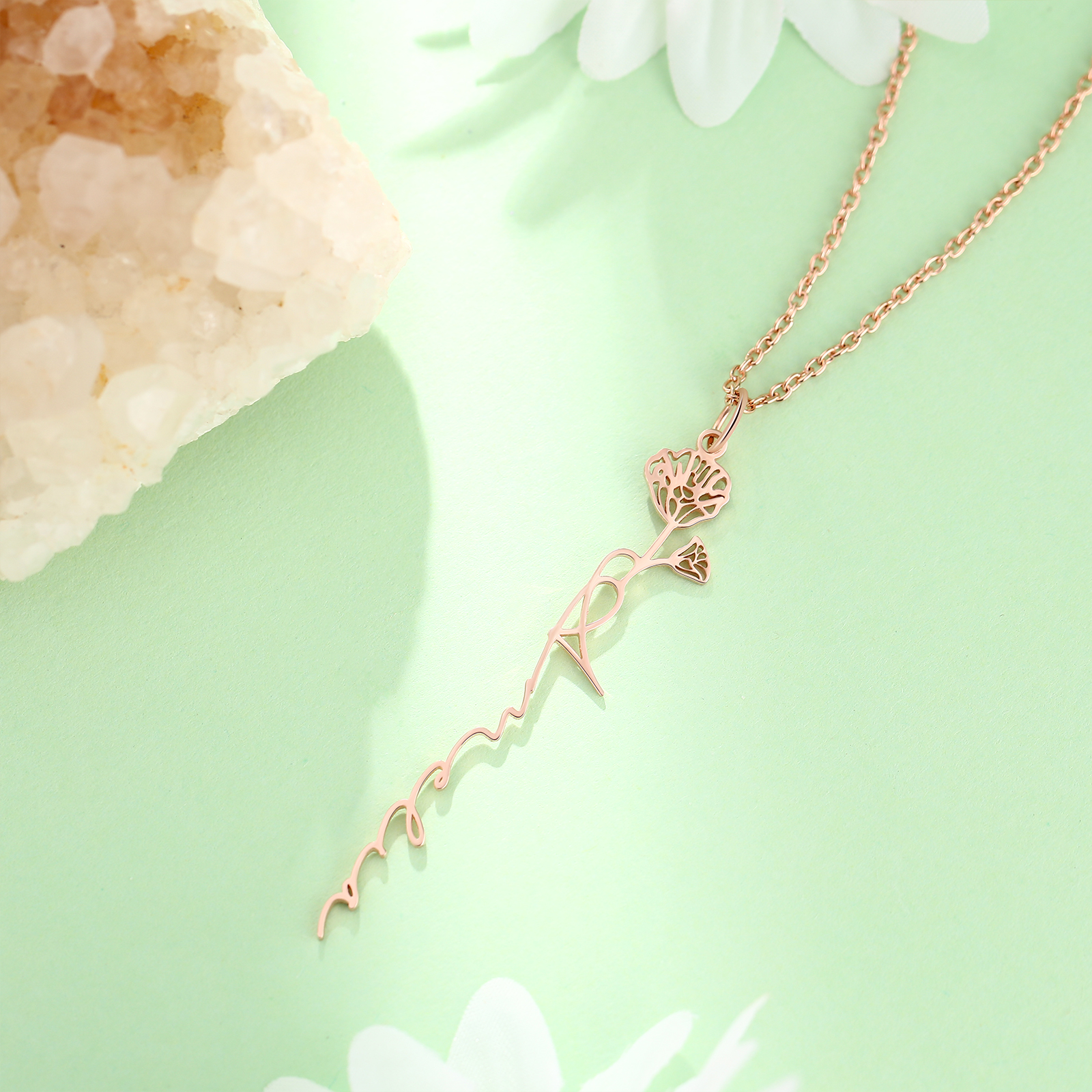 Collier prénom personnalisé 12 fleurs de naissance