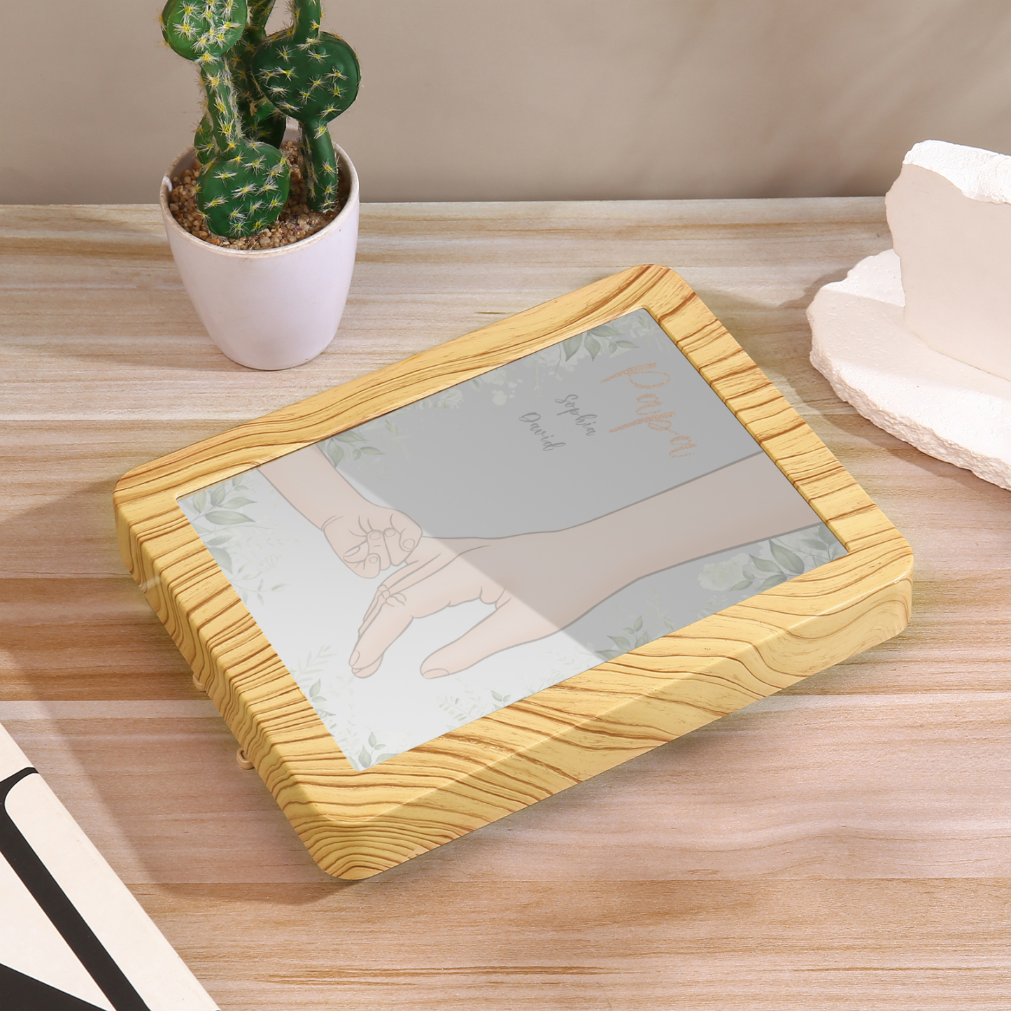 Lampe LED/Cadre Photo/Miroir multifonctionnel la main dans la main 2 Prénoms et 1 Tetxe Personnalisés Cadeau Créatif pour Famille