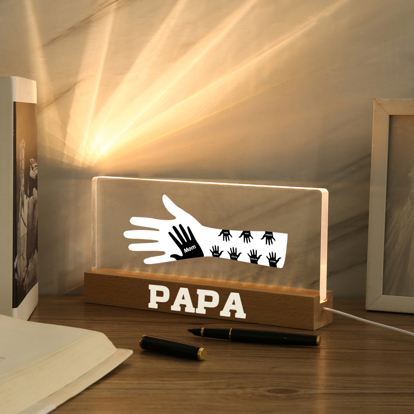 À Papa/Maman- Lampe de chevet LED Mains 8 Prénoms Personnalisés avec Texte pour Famille