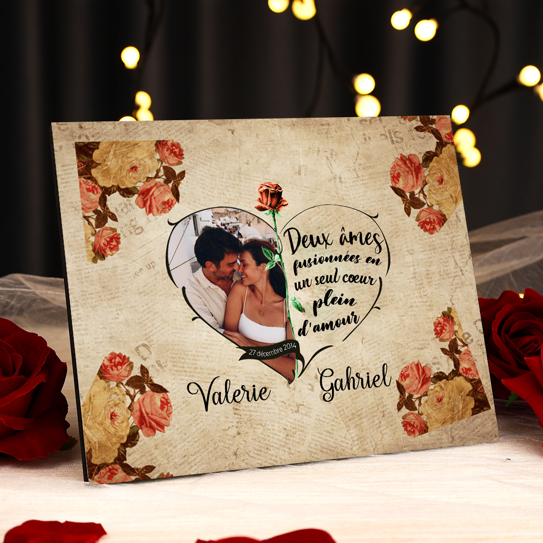 Cadre en Bois 2 Prénoms Personnalisés avec Photo et Date pour Couple Cadeau Saint Valentin