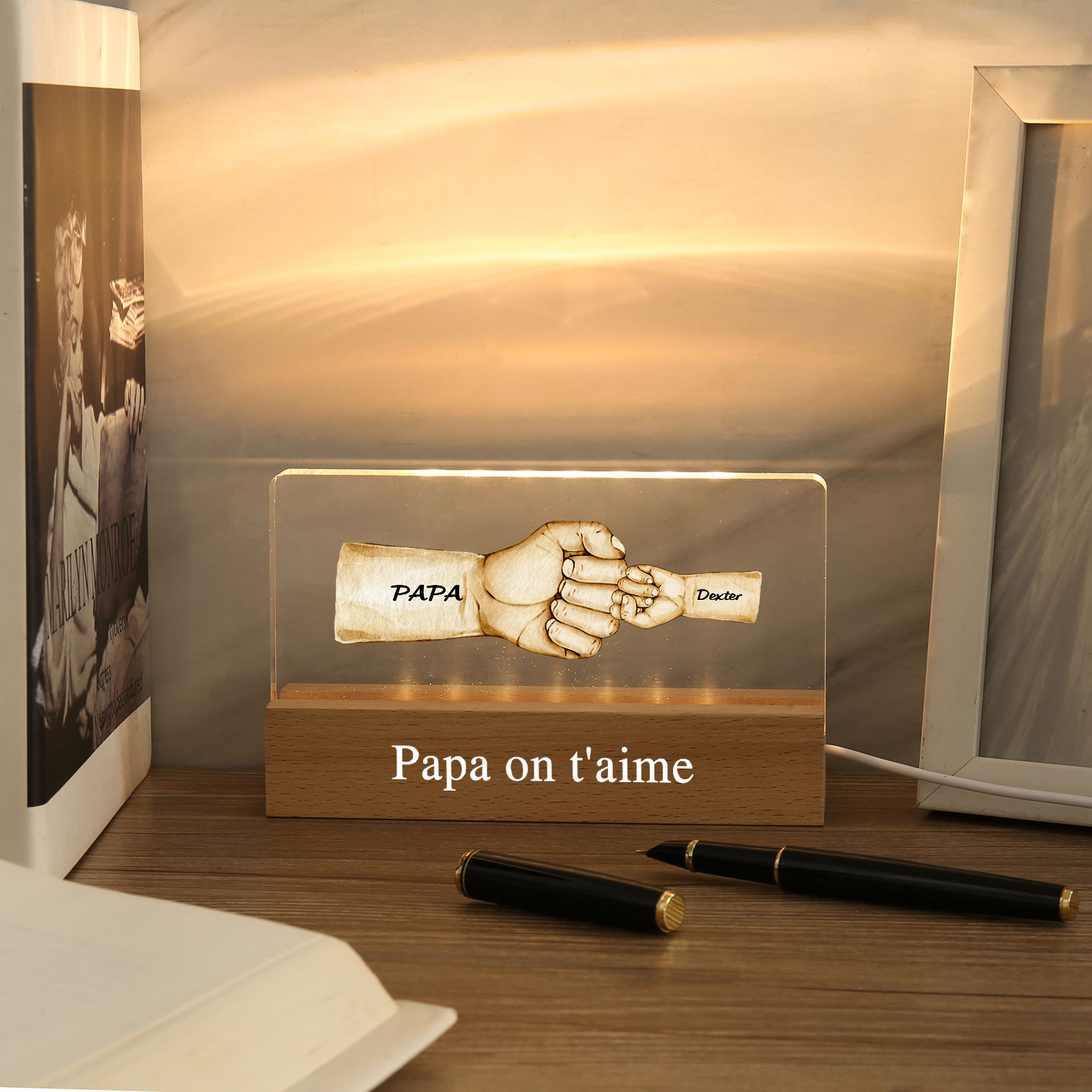 À mon Papa/Papi- Lampe de chevet LED Poings 2 Prénoms Personnalisés avec Texte