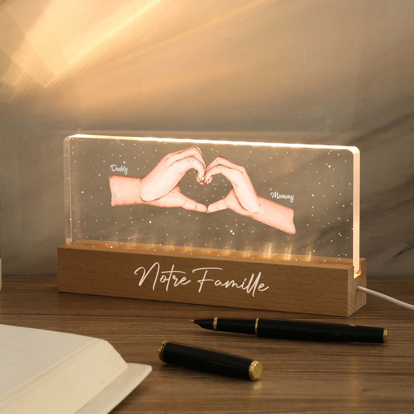 À ma Famille- Lampe de chevet LED la Main dans la Main 2 Prénoms Personnalisés avec Texte