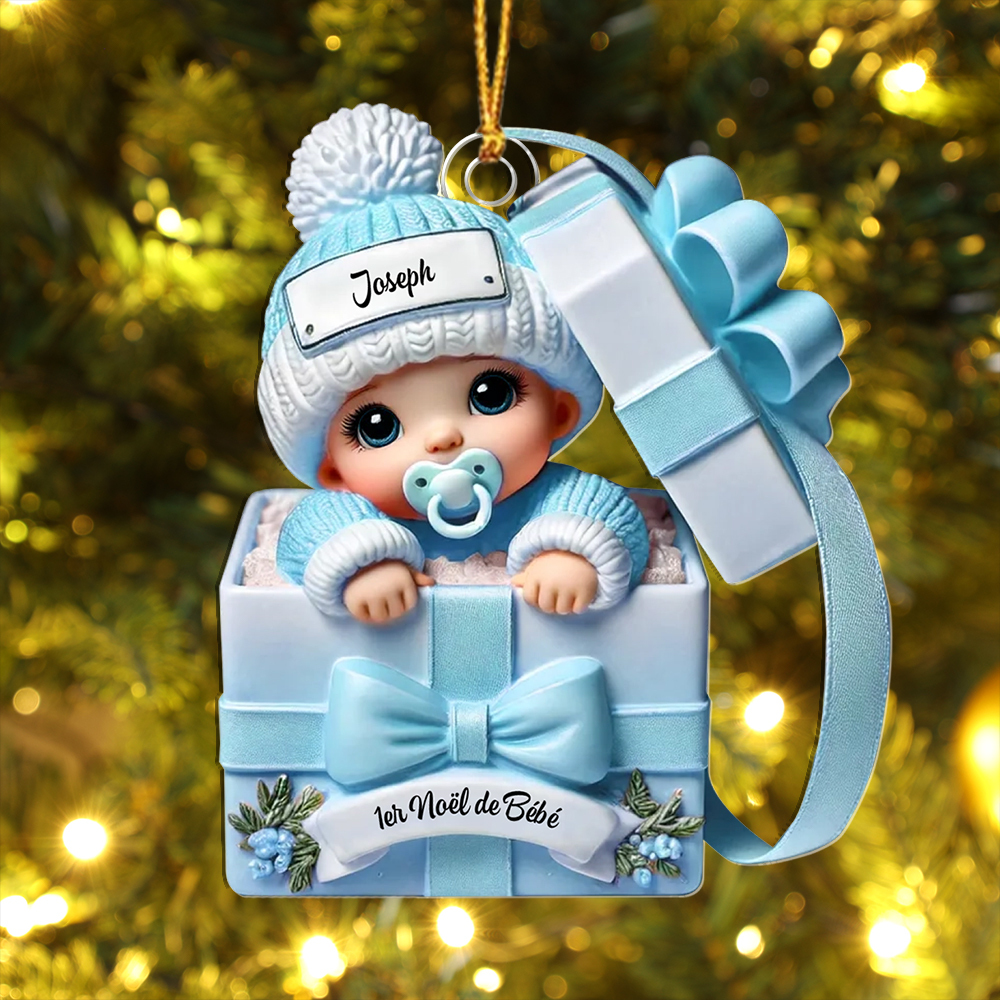 Décoration Sapin Noël personnalisée – Bébé dans une boîte cadeau pour son premier Noël