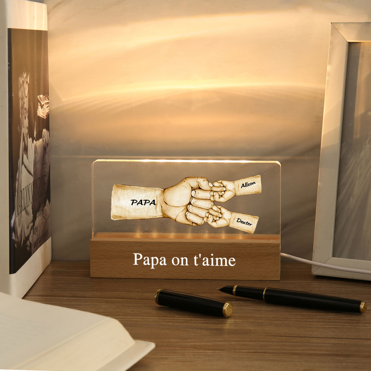 À mon Papa/Papi- Lampe de chevet LED Poings 3 Prénoms Personnalisés avec Texte