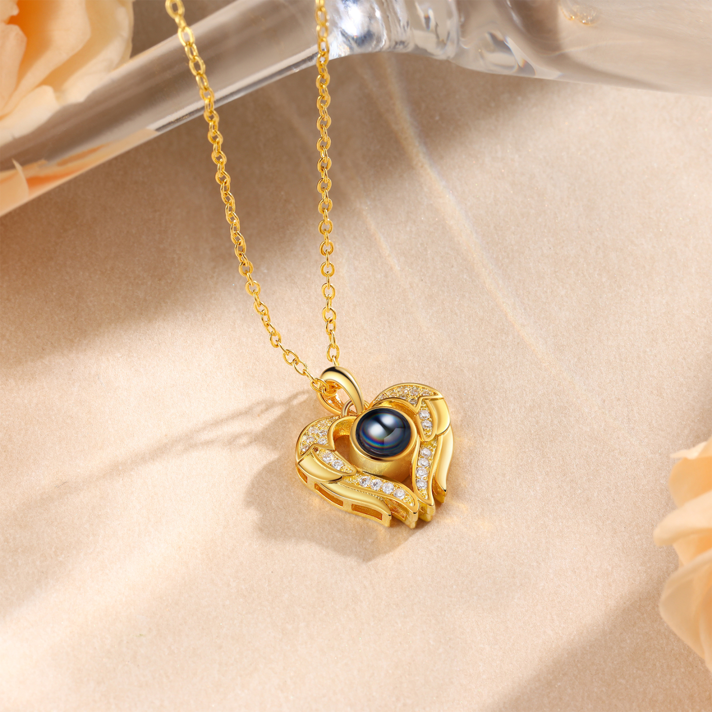 Collier Pendentif Cœur et Ailes de Projection Photo Personnalisée