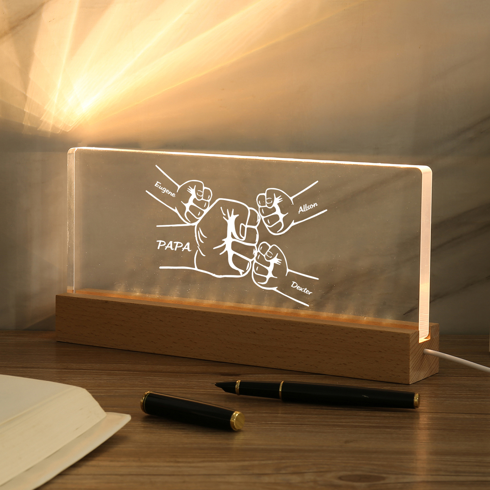 À mon Papa/Papi- Lampe de chevet LED Poings 4 Prénoms Personnalisés