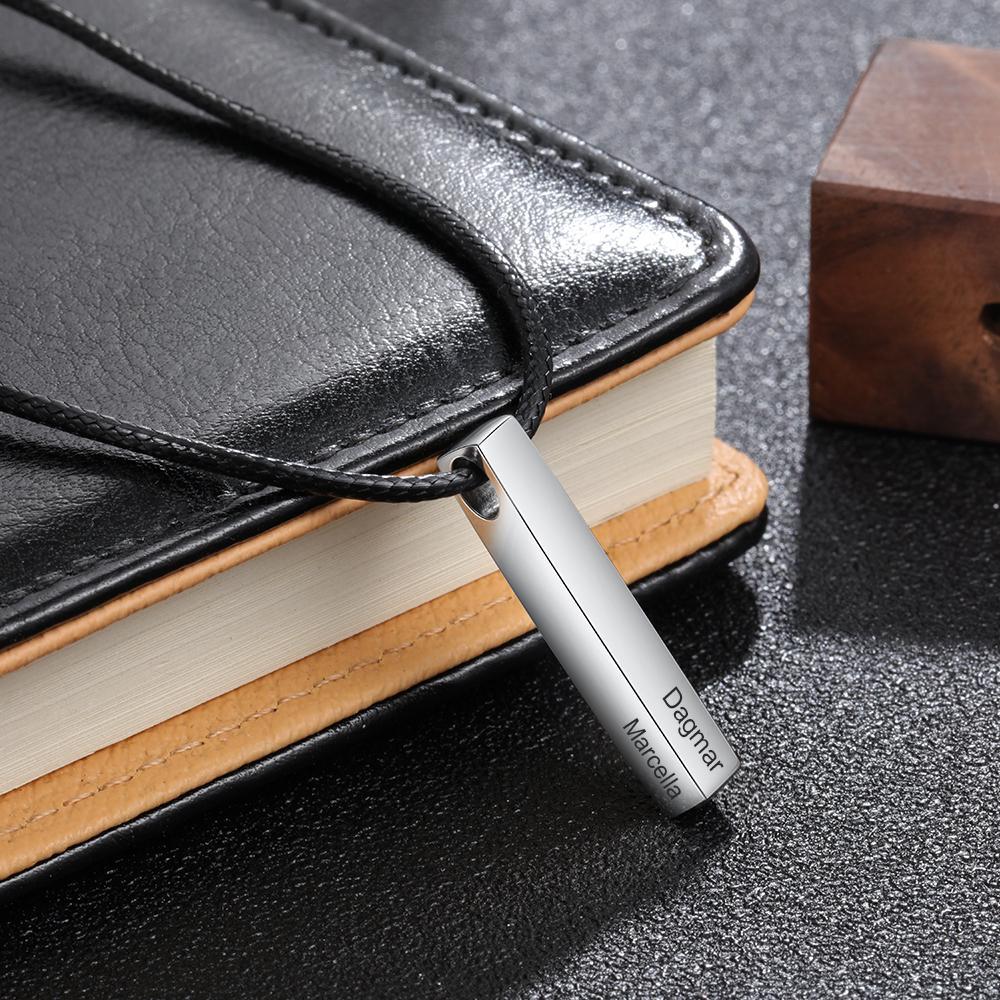 Collier Barre 4 Prénoms Gravés Pour Homme