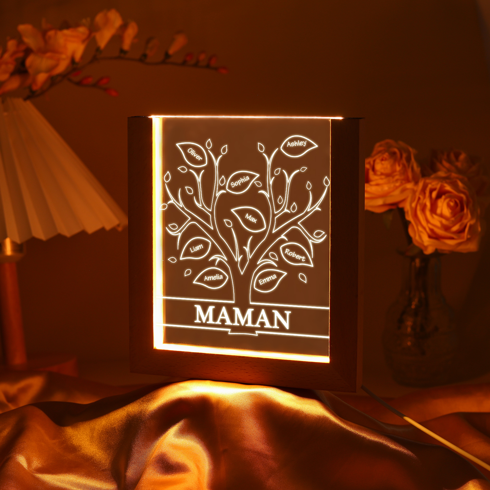 À Maman/Mamie - Lampe de chevet LED Arbre 8 Prénoms Personnalisés avec 1 Texte