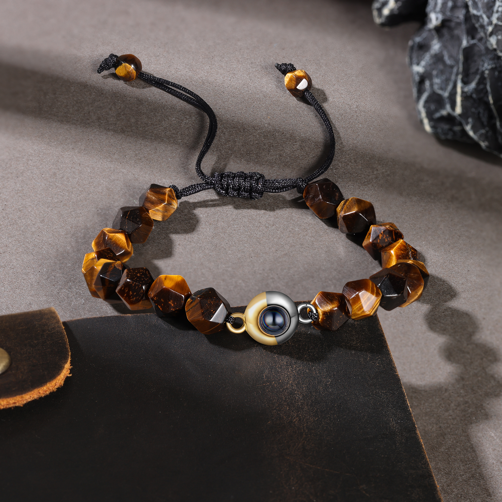 Bracelet Œil De Tigre Personnalisé Avec Projection Photo Secrète – Cadeau Émotionnel Pour Homme, Papa, Mari Ou Petit Ami