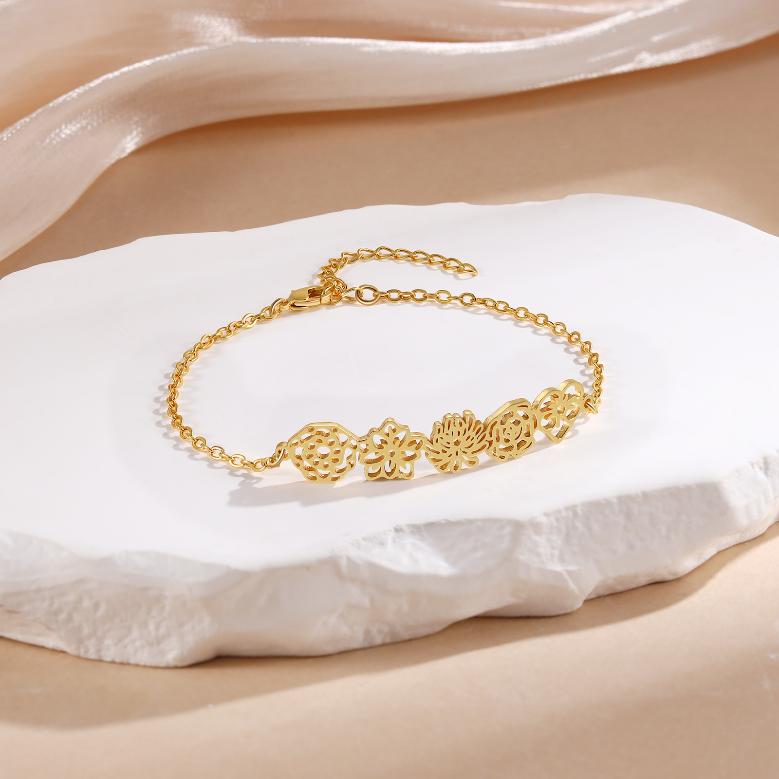 Bracelet 5 Fleurs de Naissance Personnalisées pour Femme