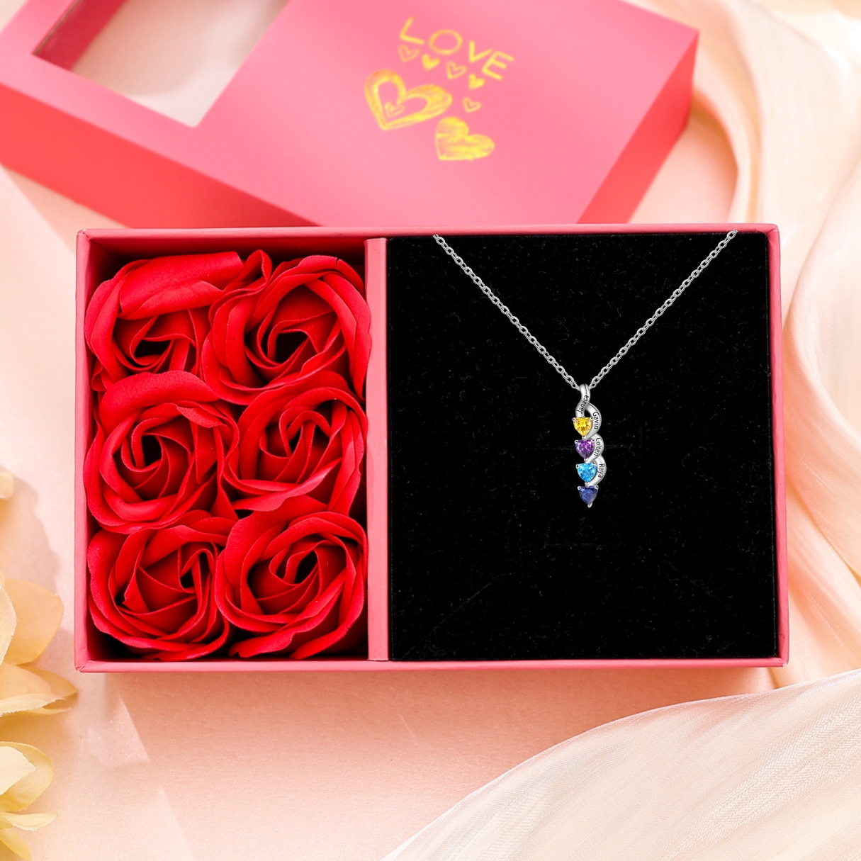 Collier DNA Cœur 4 Prénoms Personnalisés avec Pierres de naissance pour Femme
