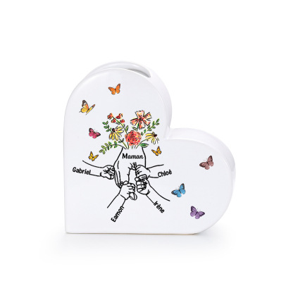 Vase Cœur en Céramique Personnalisé (2–8 Prénoms), Motif « Mains dans la main », Cadeau pour Maman ou Mamie