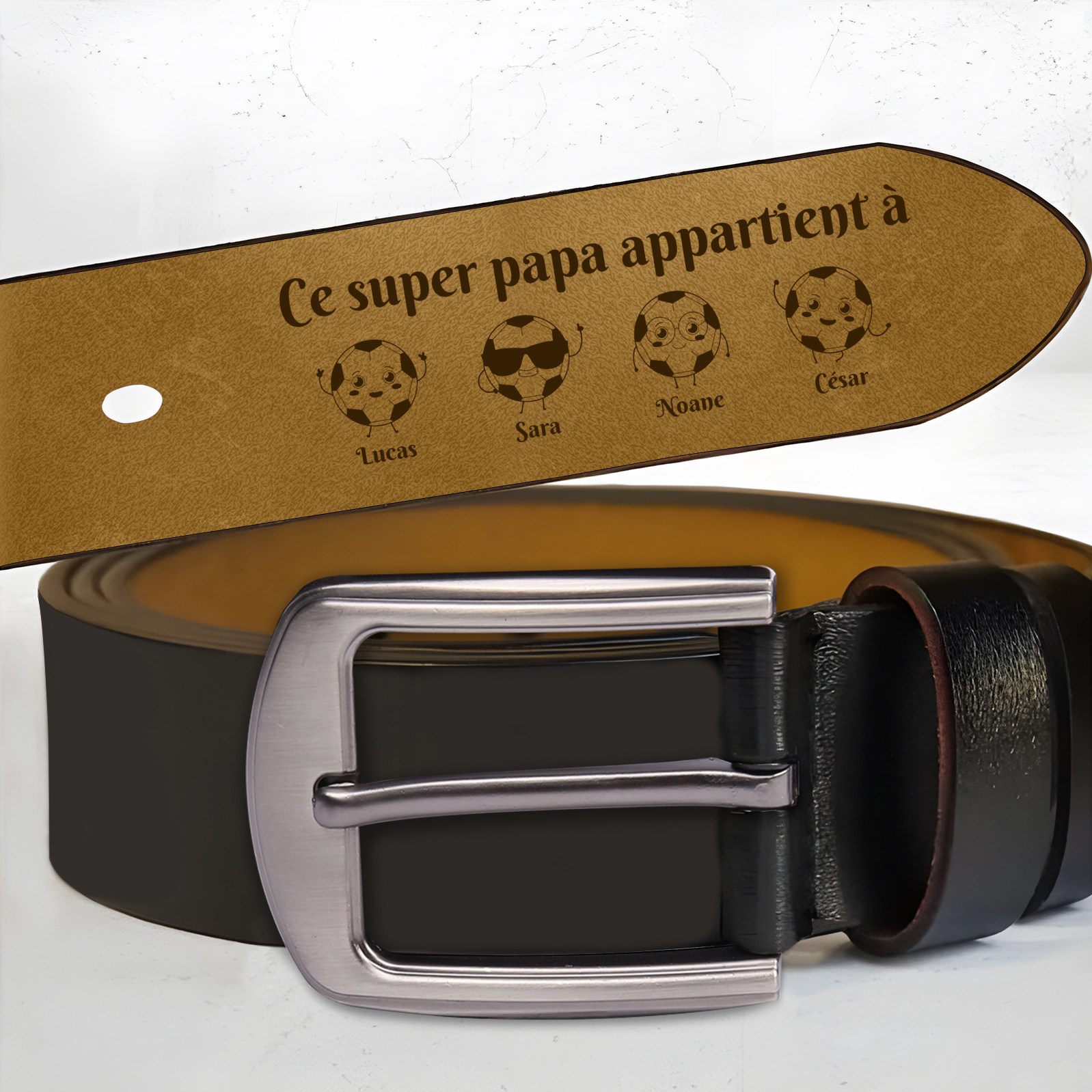 Ceinture en Cuir Personnalisée pour Papa/Papi gravée avec 1 à 8 Prénoms et un motif Football