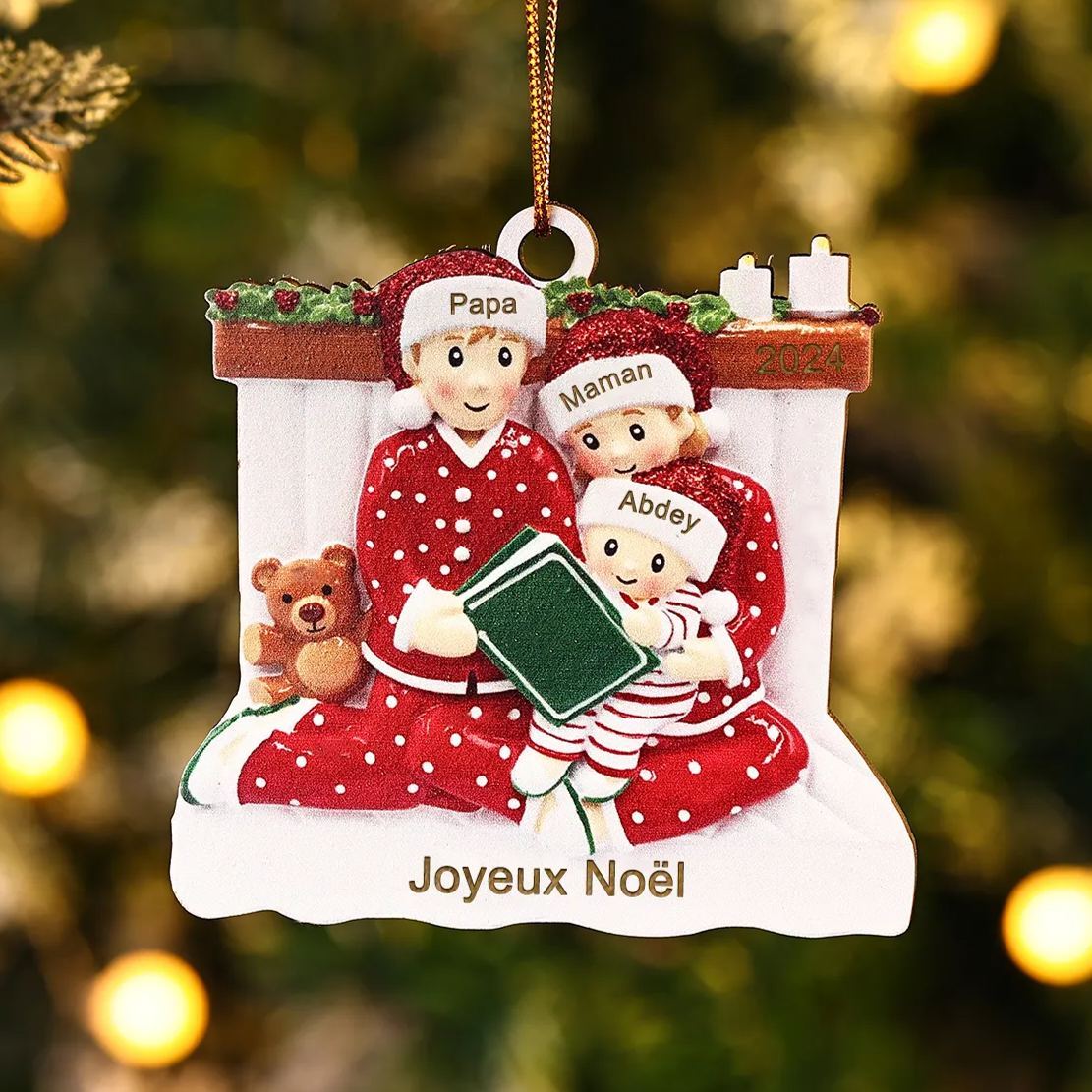 Décoration Sapin Noël en bois la famille en pyjama 3 Prénoms Personnalisés avec Texte et années Cadeau pour Famille | Jessemade