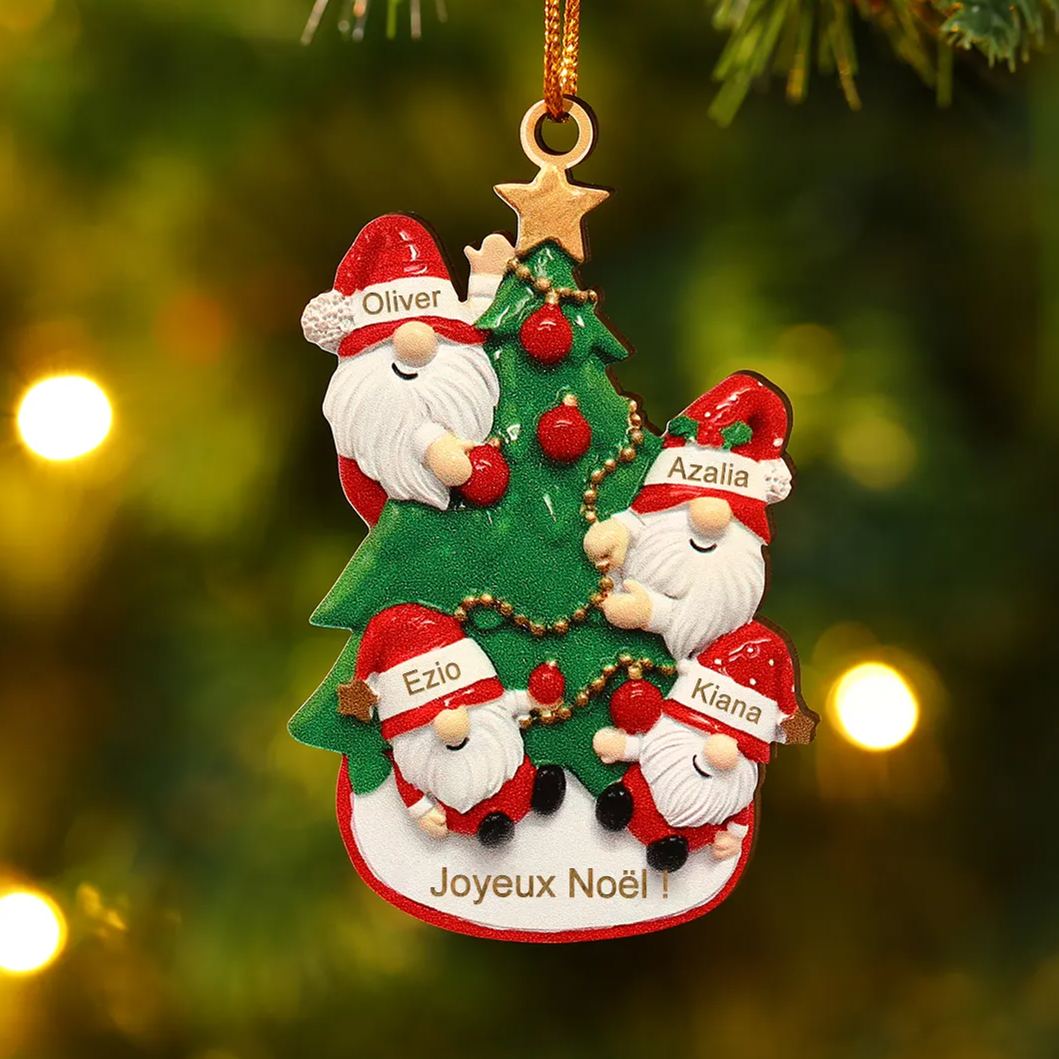 Décoration Sapin Noël en bois Gnomes et Sapin 4 Prénoms Personnalisés avec texte et date Ornement de Noël Cadeau pour famille | Jessemade