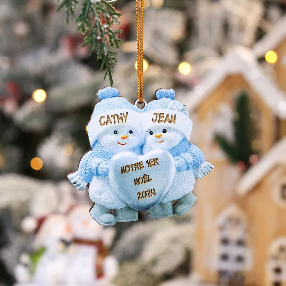 Décoration Sapin Noël Bonhomme de Neige 2 Prénoms Personnalisés avec Texte Ornement Sapin en Bois Cadeau pour Couple Saint valentin | Jessemade