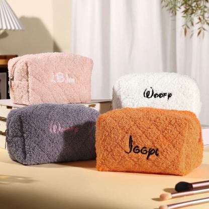 Trousse de Maquillage Personnalisé avec Broderie Prénom en Tissu Doux pour Femme | Jessemade