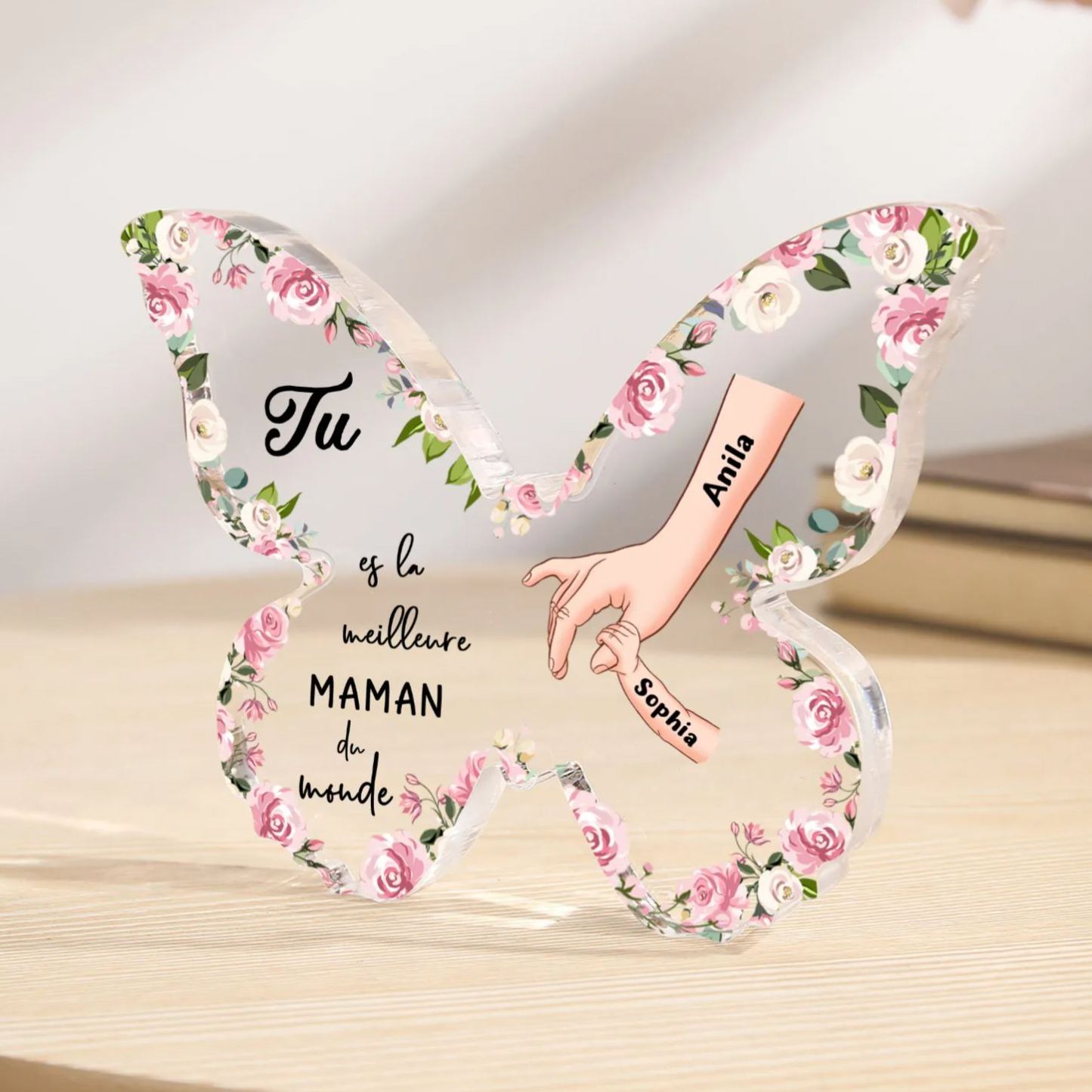 À ma Maman - Plaque Acrylique 2 Prénoms Personnalisés Décoration la Main dans la Main en forme de Papillon | Jessemade