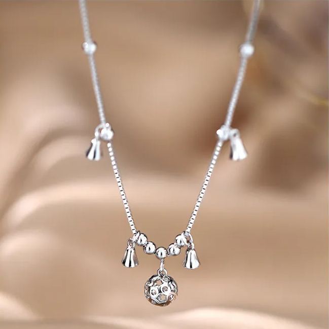 Bracelet de Cheville Argenté/Or avec Pendentifs Grelots pour Femme | Jessemade