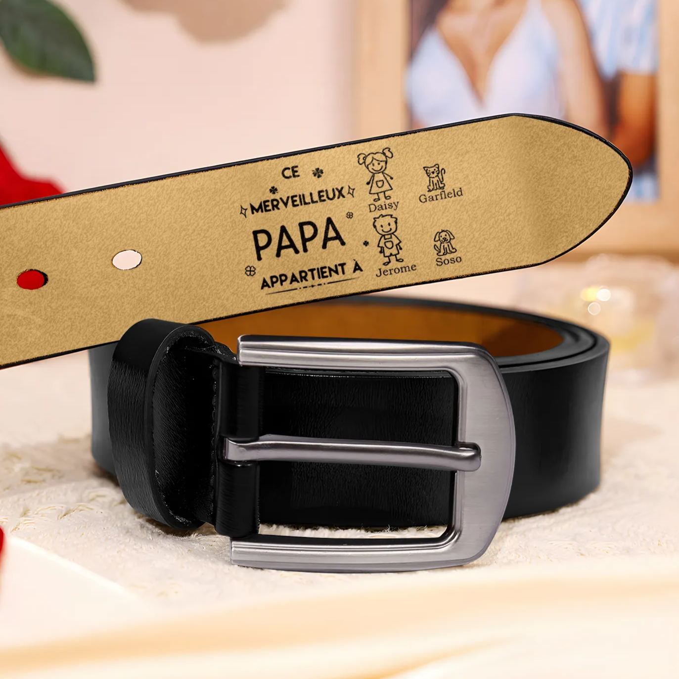 À mon Papa - Ceinture en Cuir Personnalisé avec 4 Prénoms et 4 Dessins Enfant Cadeau pour Homme | Jessemade
