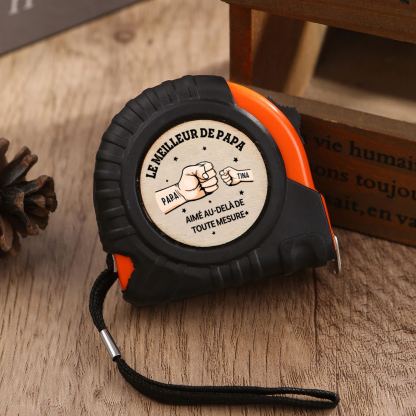Mètre Ruban Personnalisé Poing – 2 à 6 Prénoms Gravés, Cadeau pour Papa | Jessemade