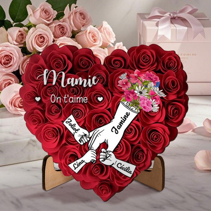 Plaque en Bois Personnalisée en Forme de Cœur – Cadeau avec 2 à 7 Prénoms pour Maman ou Mamie