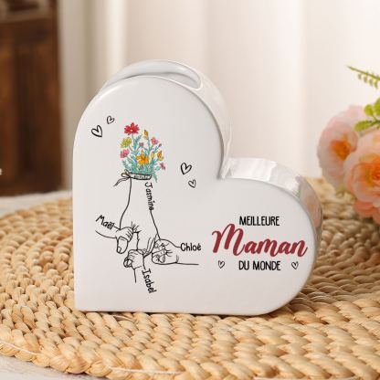 Vase Cœur en Céramique Personnalisé avec 2 à 6 Prénoms « Meilleure maman/mamie du monde »