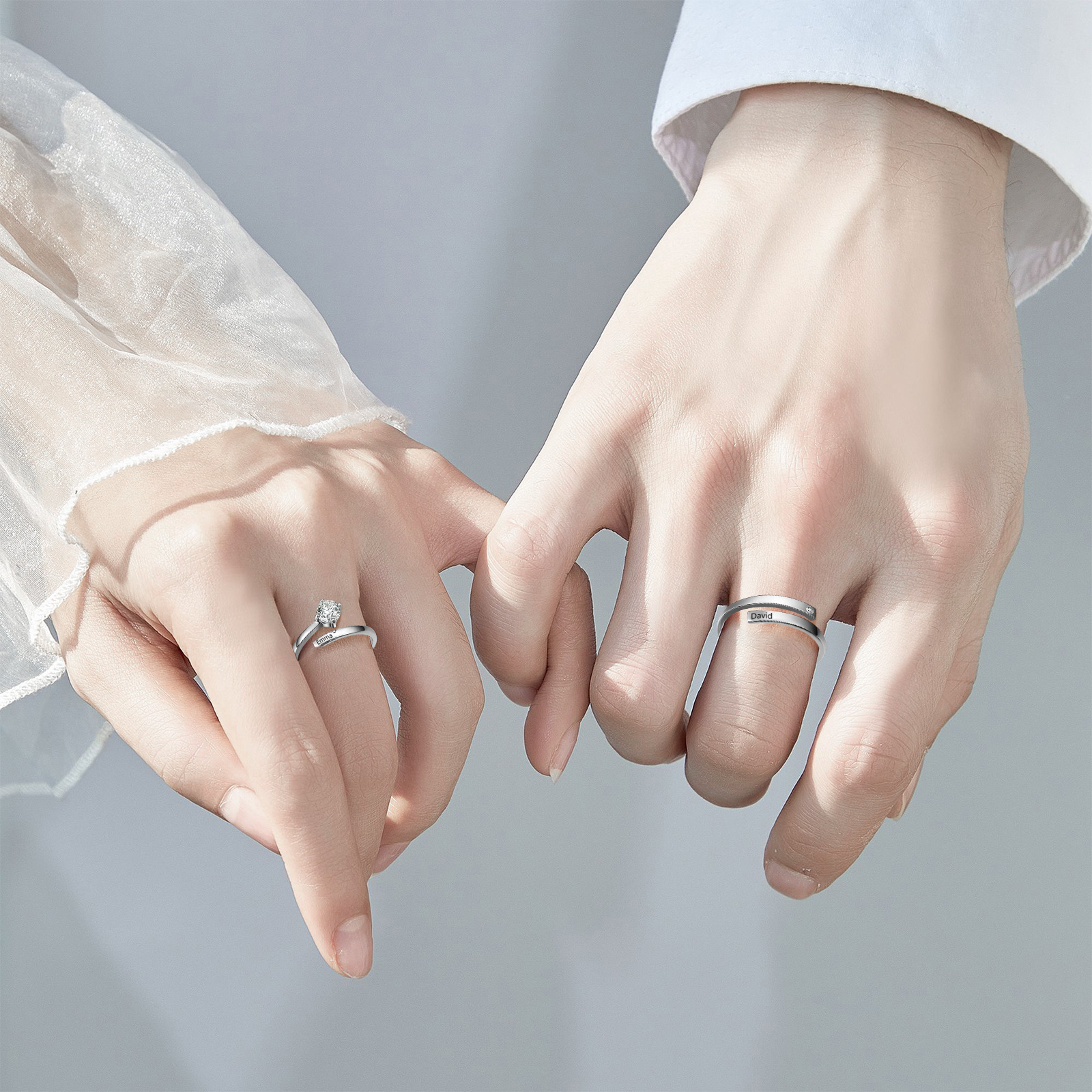 Bague de Couple Personnalisée avec Prénoms ou Textes – Anneaux Ajustables Sertis de Zircon