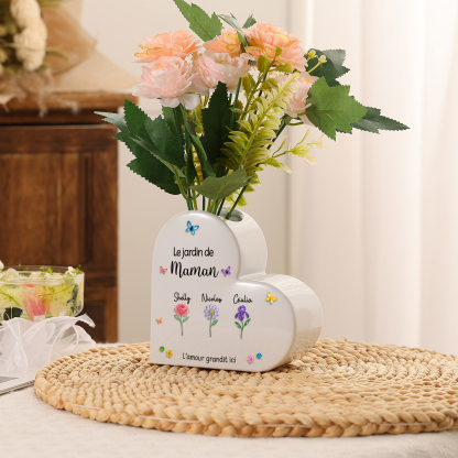 Vase Cœur en Céramique Personnalisé avec 1 à 10 Prénoms et Fleurs de naissance pour Maman/Mamie