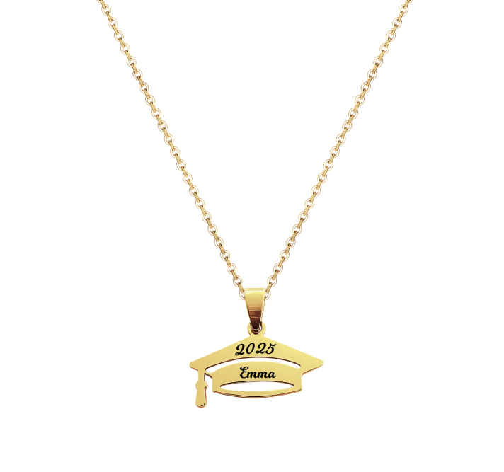 Collier Personnalisé Chapeau de Diplômé avec Nom et Année - Choix de Police et Couleur | Jessemade