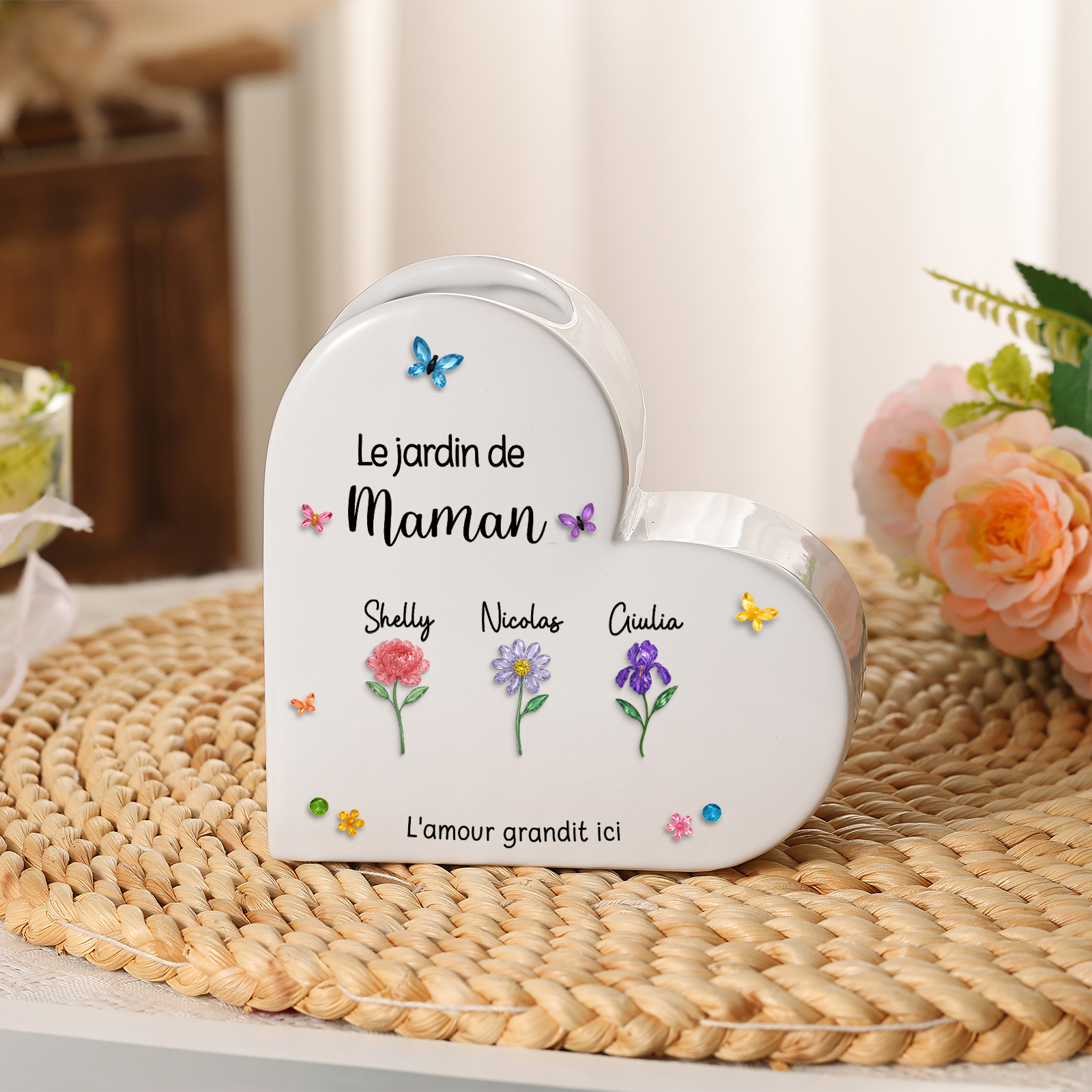 Vase en céramique cœur personnalisé 1 10 prénoms et fleurs de naissance cadeau Fête des Mères anniversaire pour maman | Jessemade
