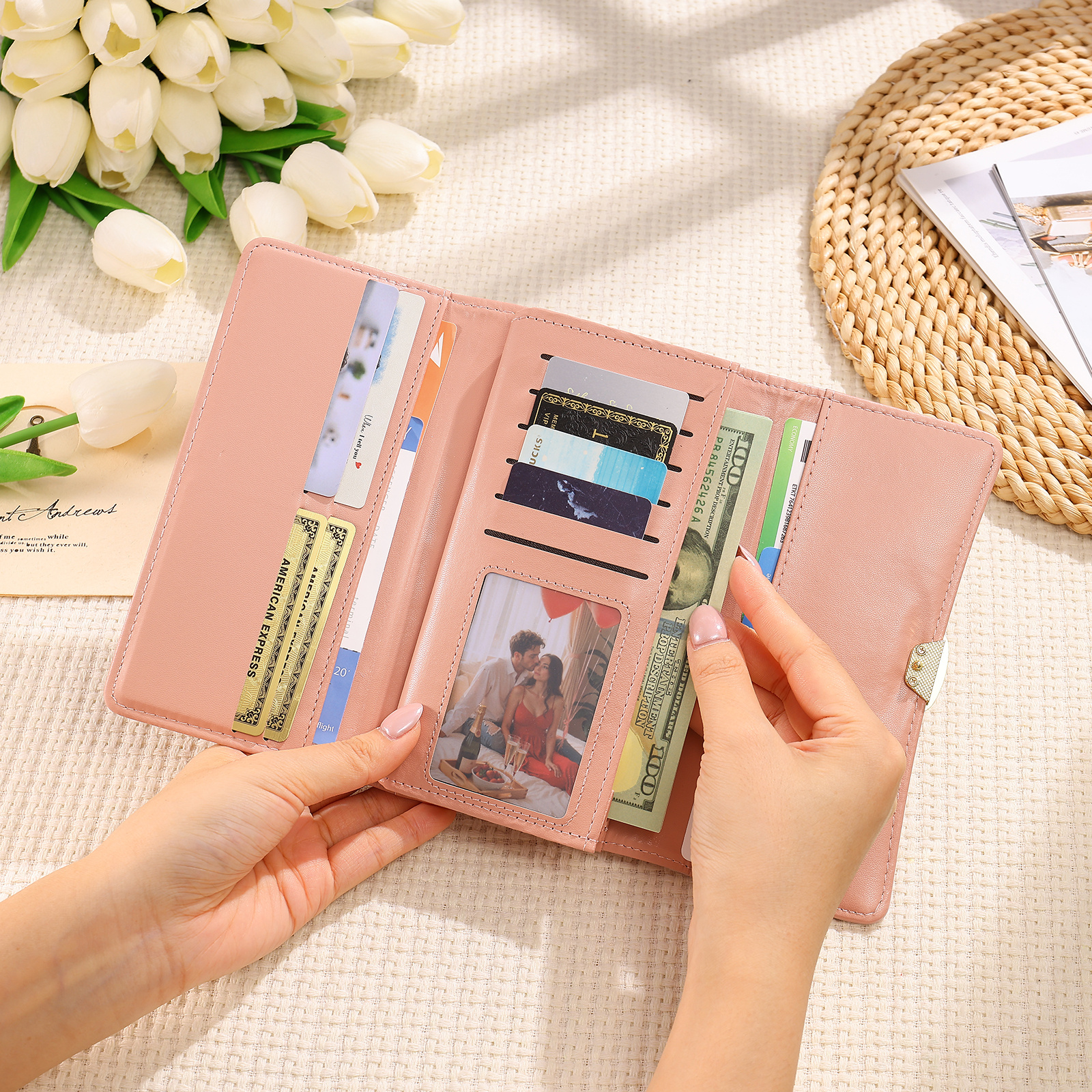 Portefeuille long Personnalisé pour Femme en cuir, avec Fleur de naissance et Prénom