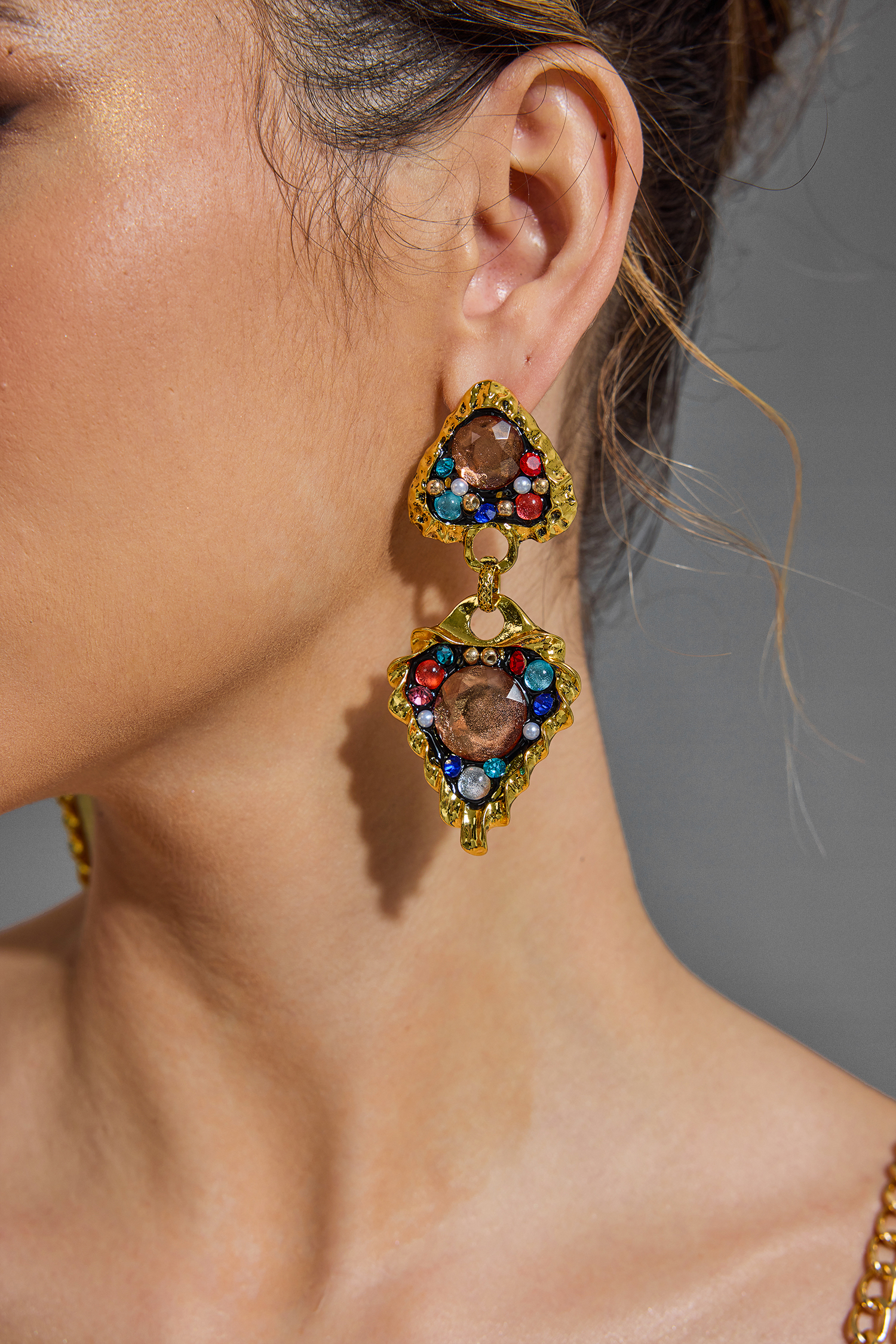 Faux Diamond Metal Triangle Earrings