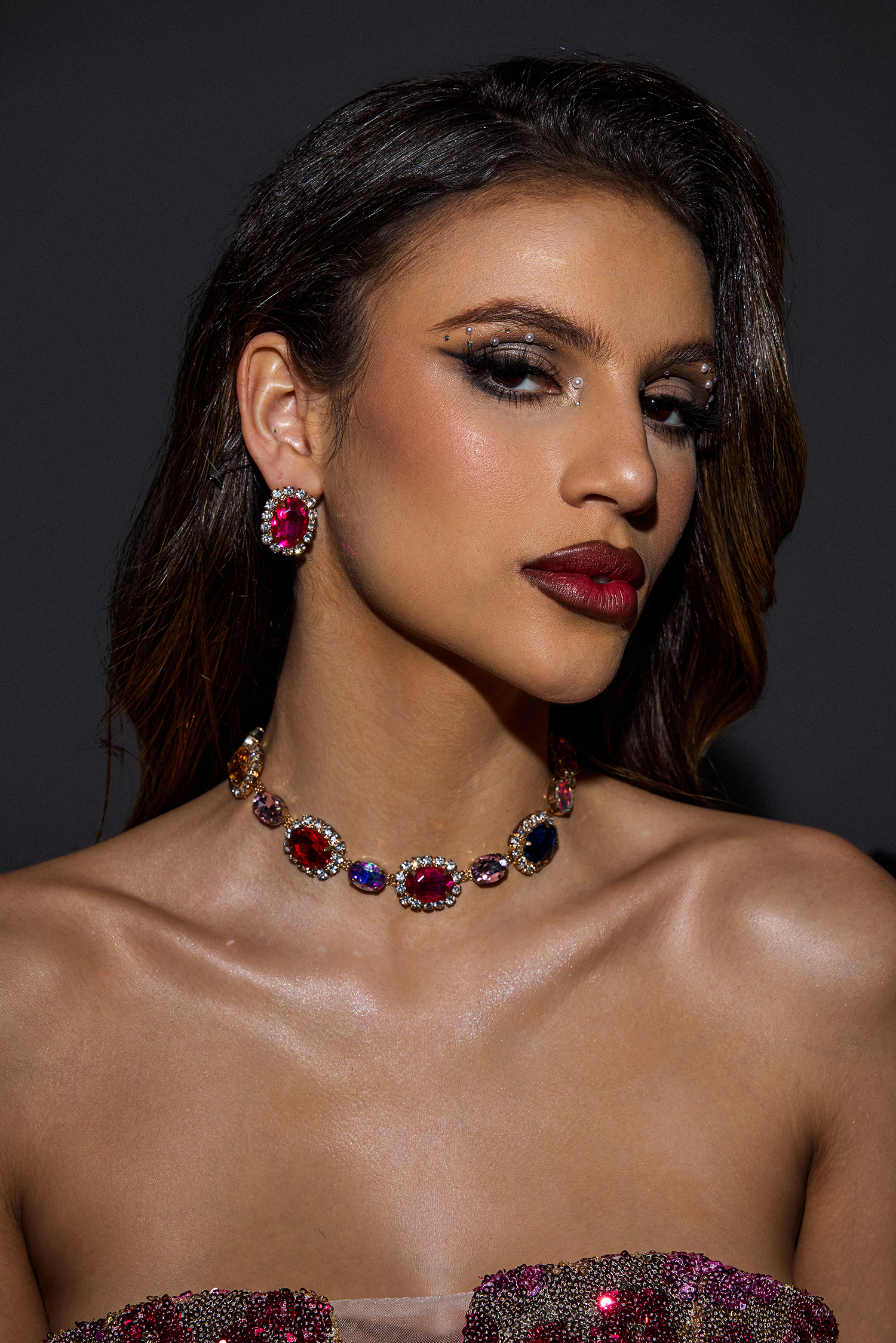 Faux Diamond Stud Earrings & Colorful Nacklace Set