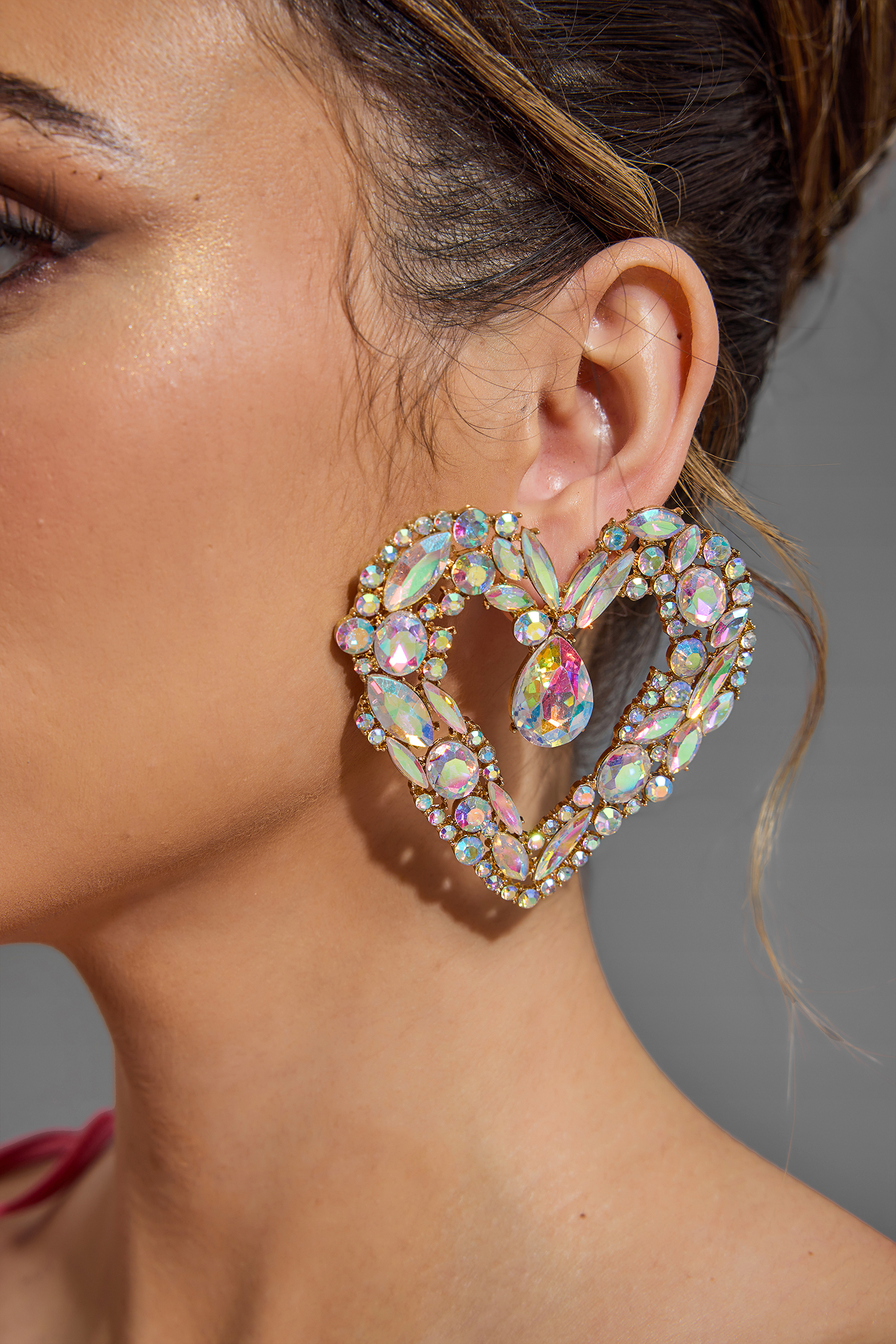 Rhinestone Heart Stud Earrings