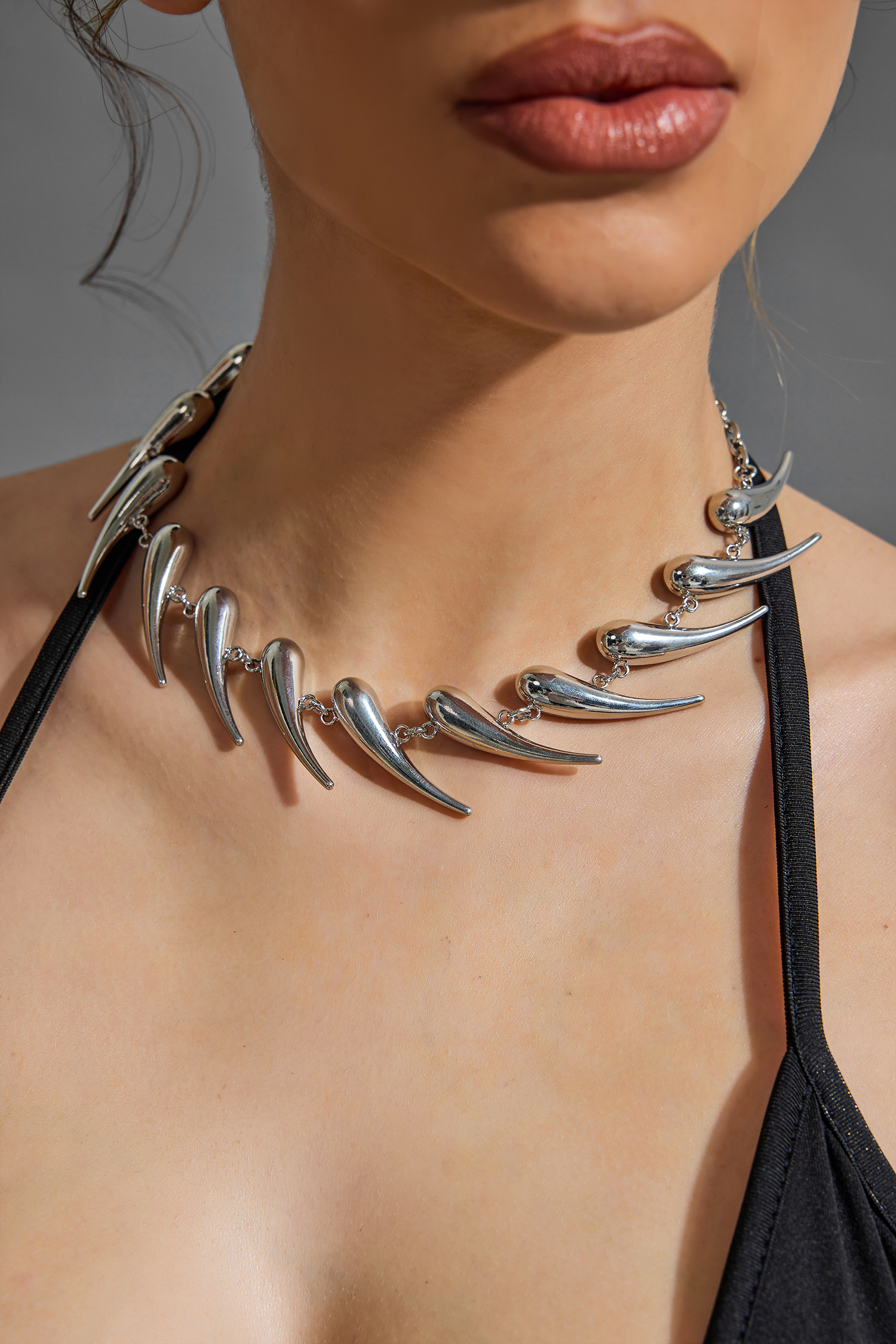 Metal Taper Necklace Silver