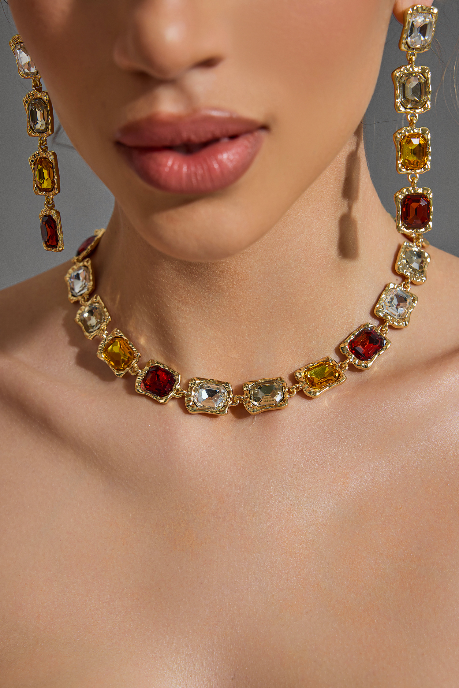 Faux Diamond Geometric Necklace & Earrings Set