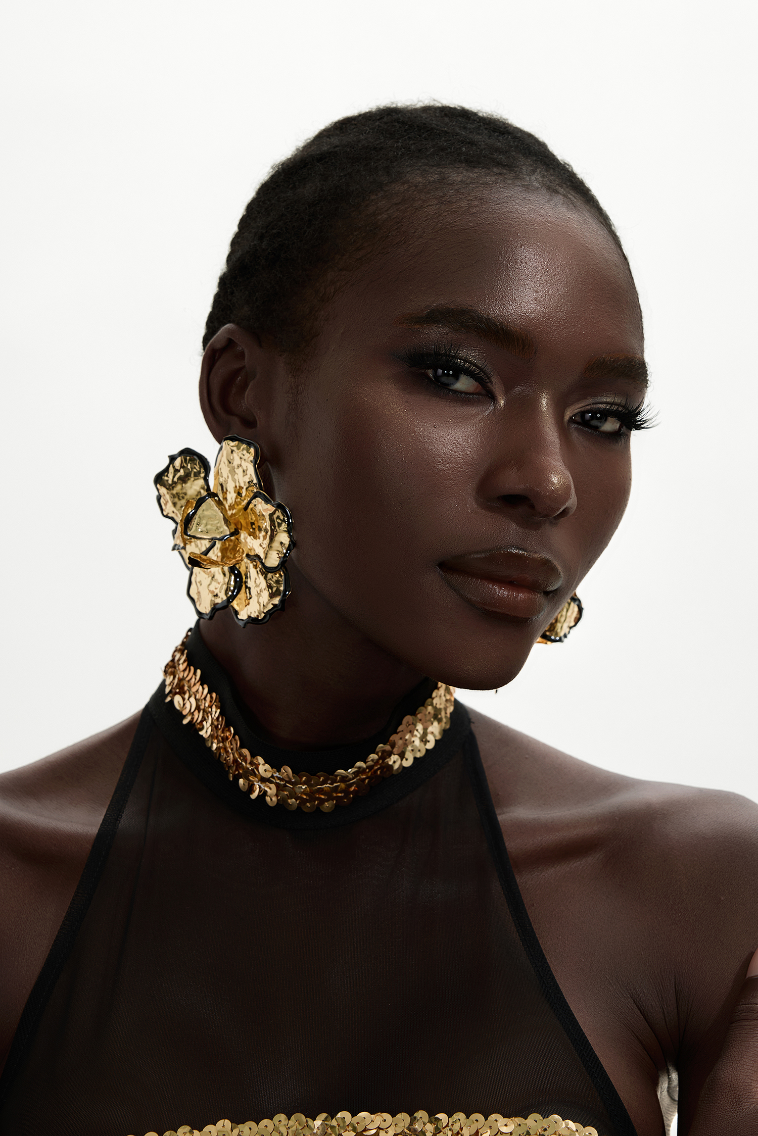 FlowerShape Linear Trim Metal Earrings