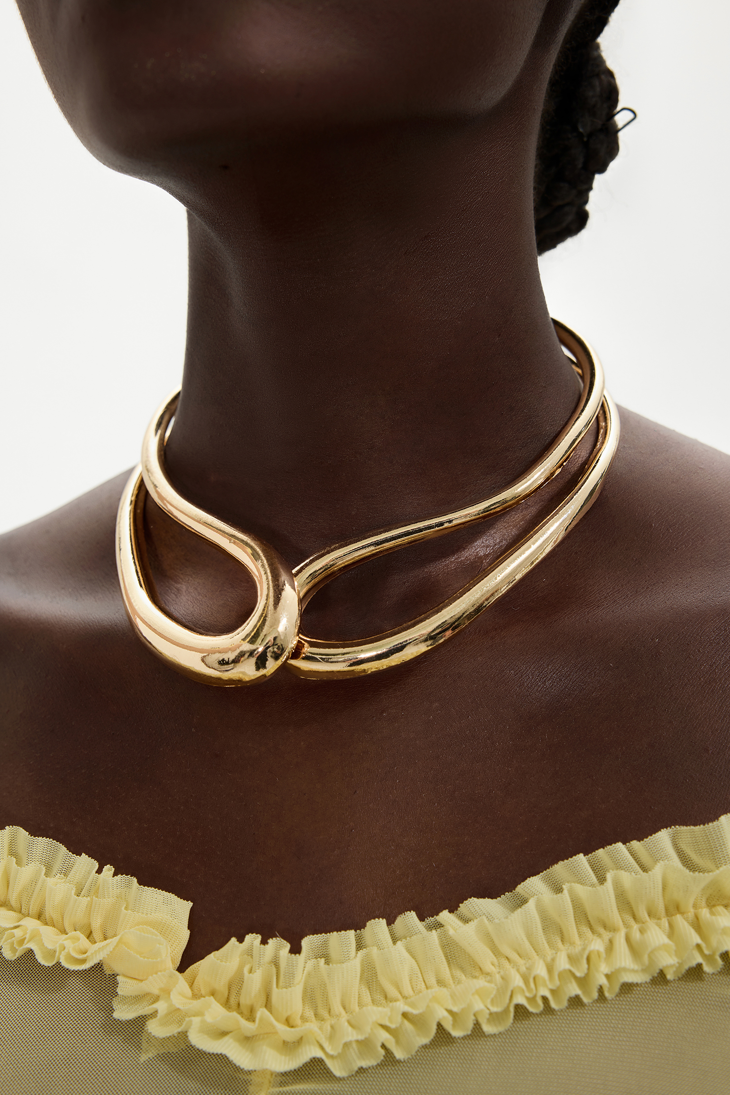 Metal Round Choker