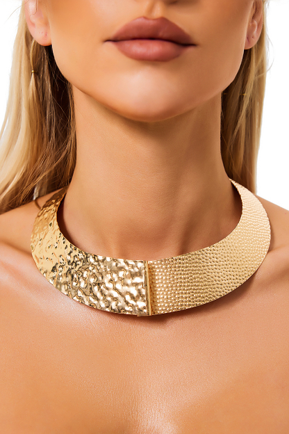 Metal Asymmetrical  Necklace