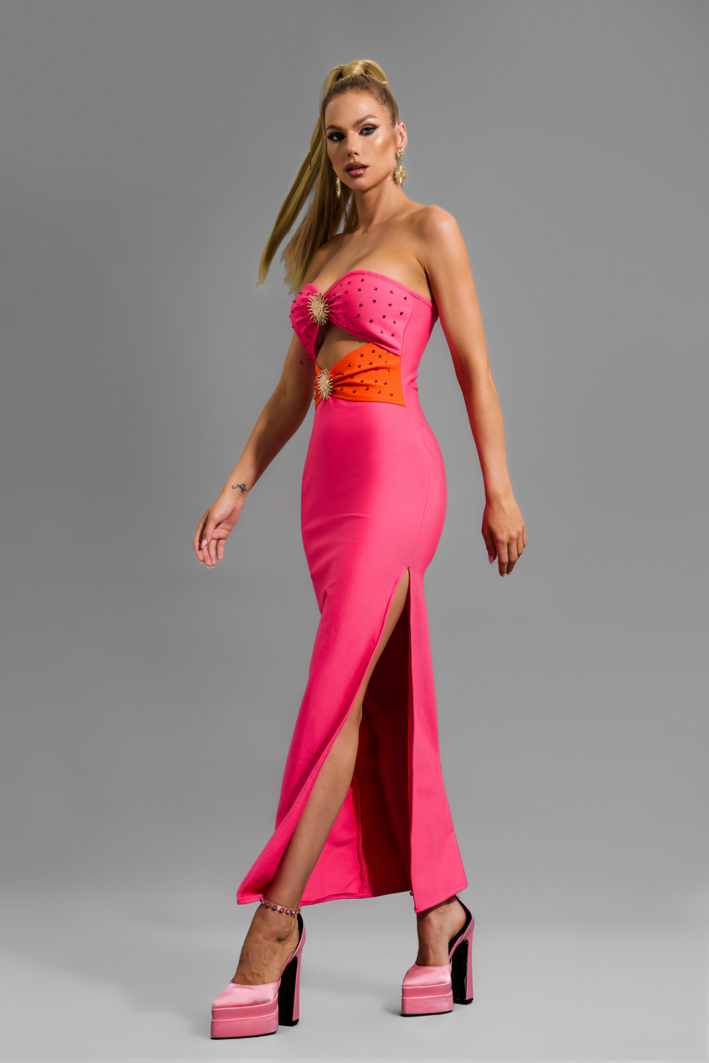 Knit Cut-Out Off-Shoulder Split Maxi Dress
