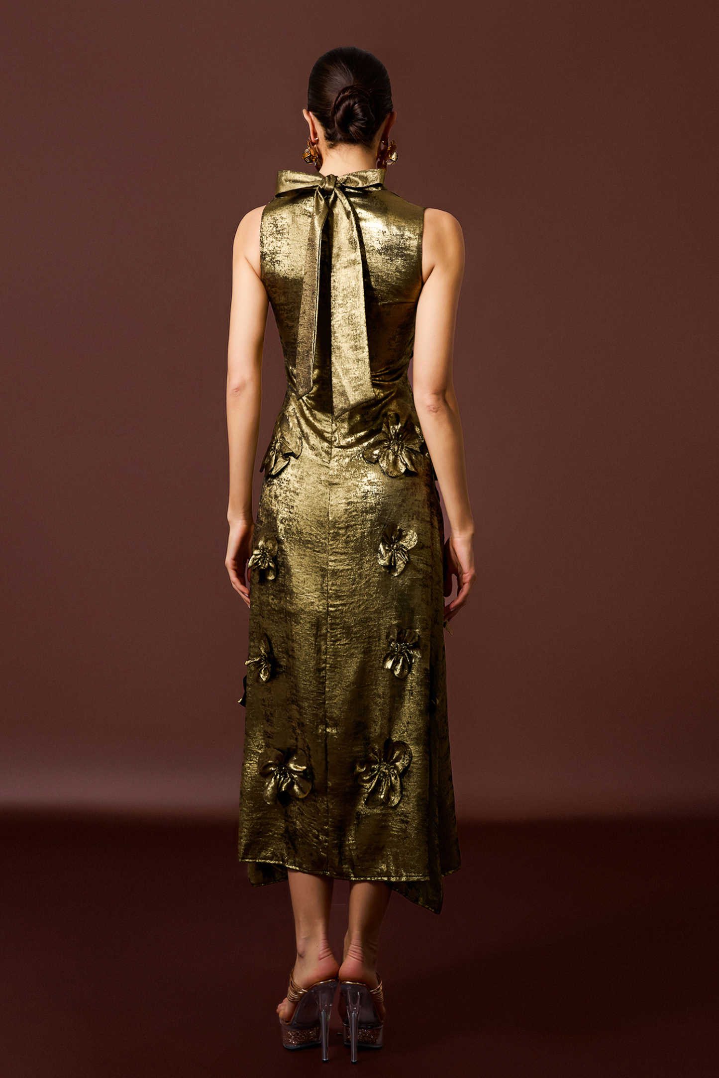 Metallic Fabric 3D Flower Sleeveless Midi Dress