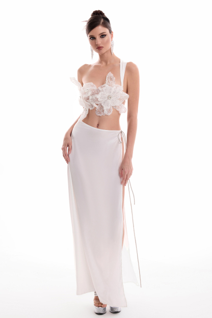 3D Flower Embroidered Backless Top & Solid Split Maxi Skirt Set