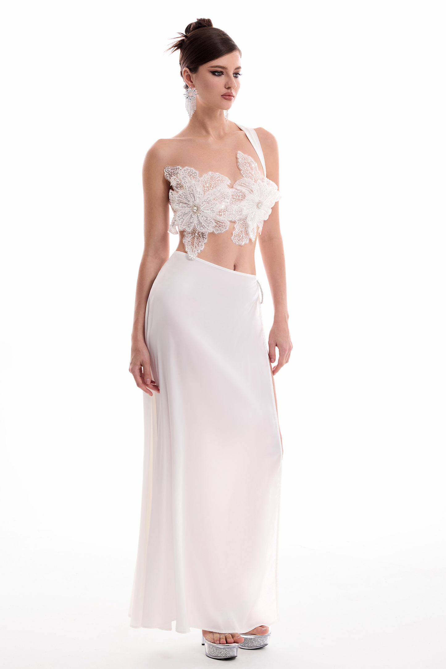 3D Flower Embroidered Backless Top & Solid Split Maxi Skirt Set