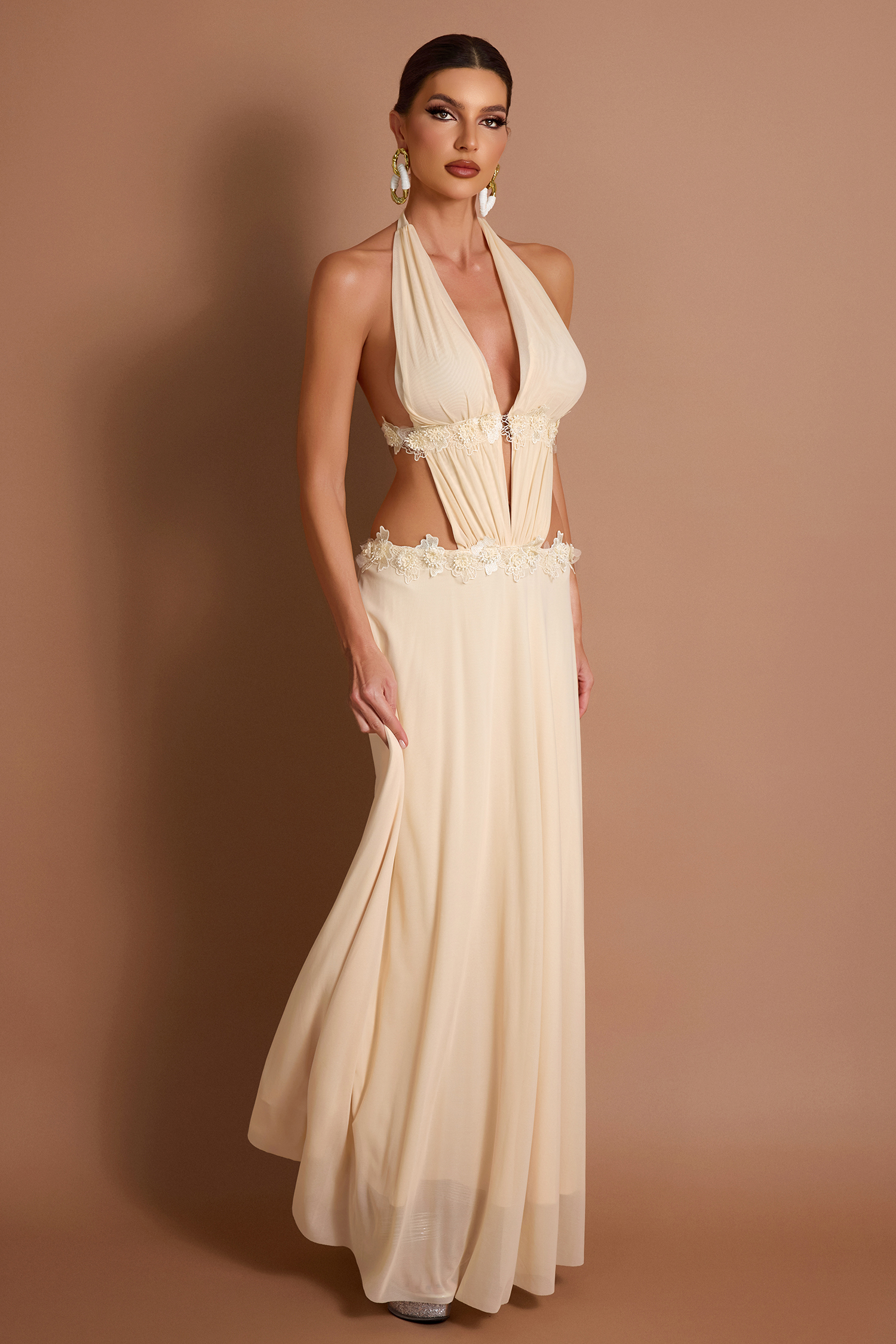 Mesh Splicing Lace Flower Halter Neck Maxi Dress