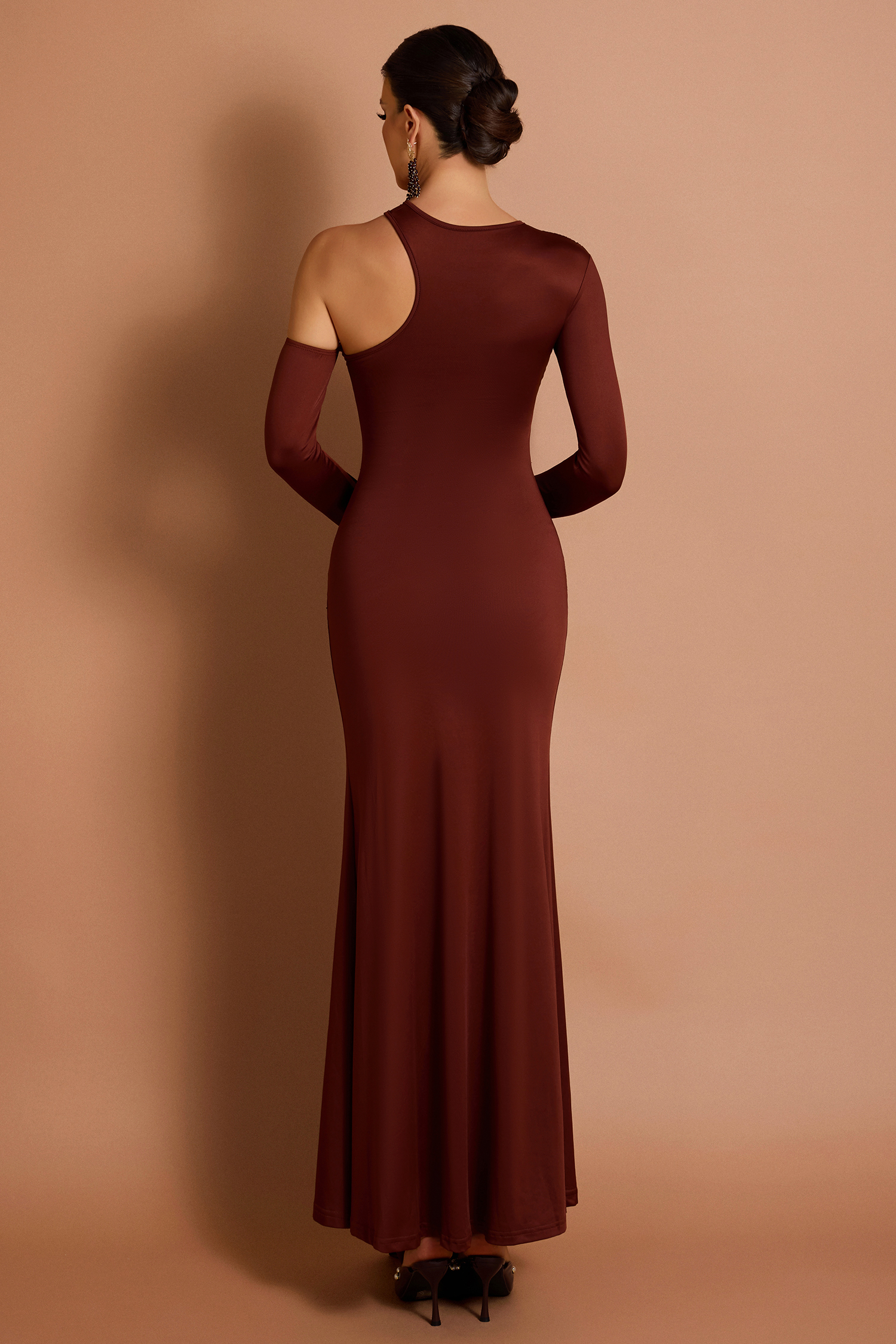 Solid Knotted Cut-Out Gathering Maxi Dress