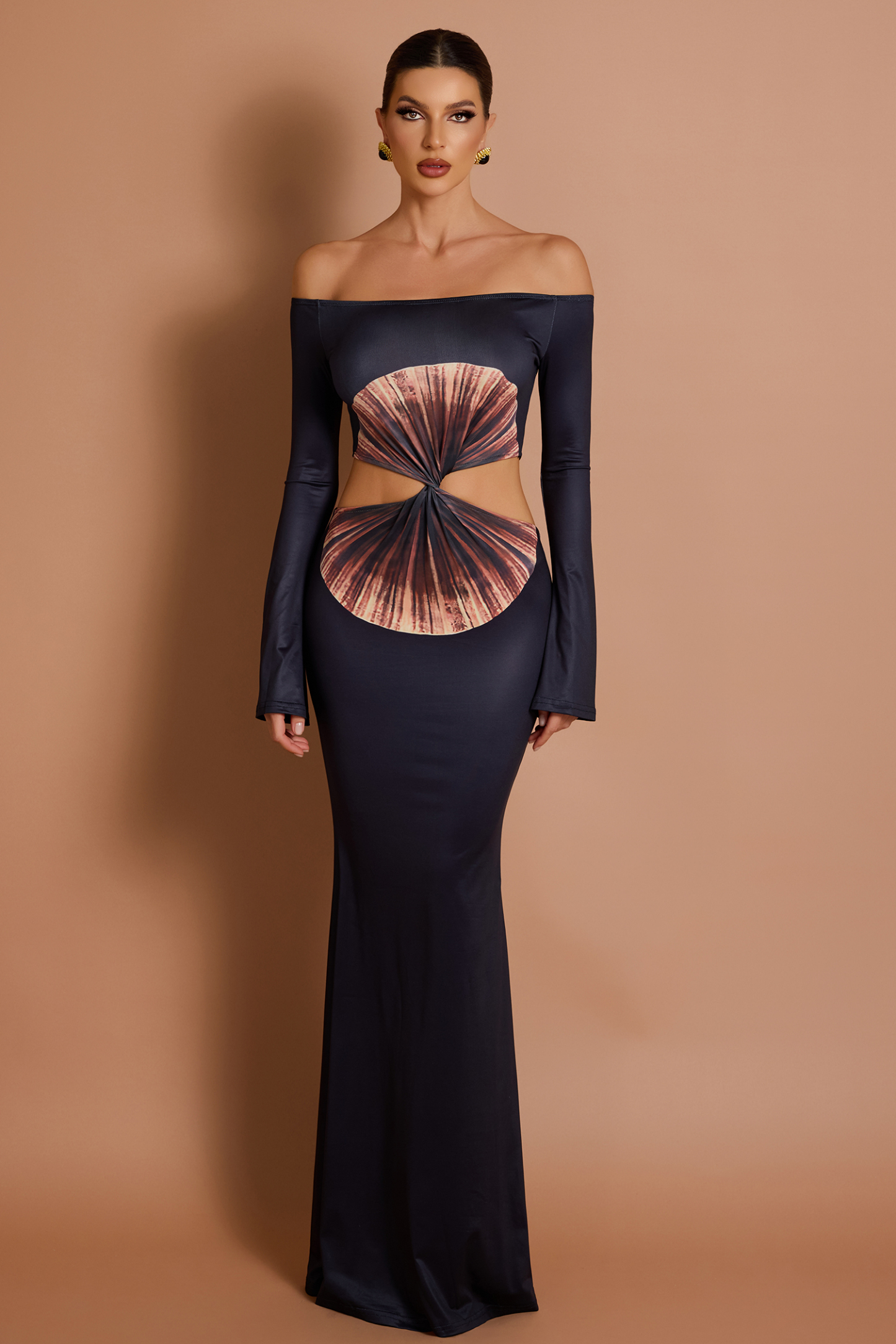 Shell Print Knotted Off-Shoulder Maxi Dress