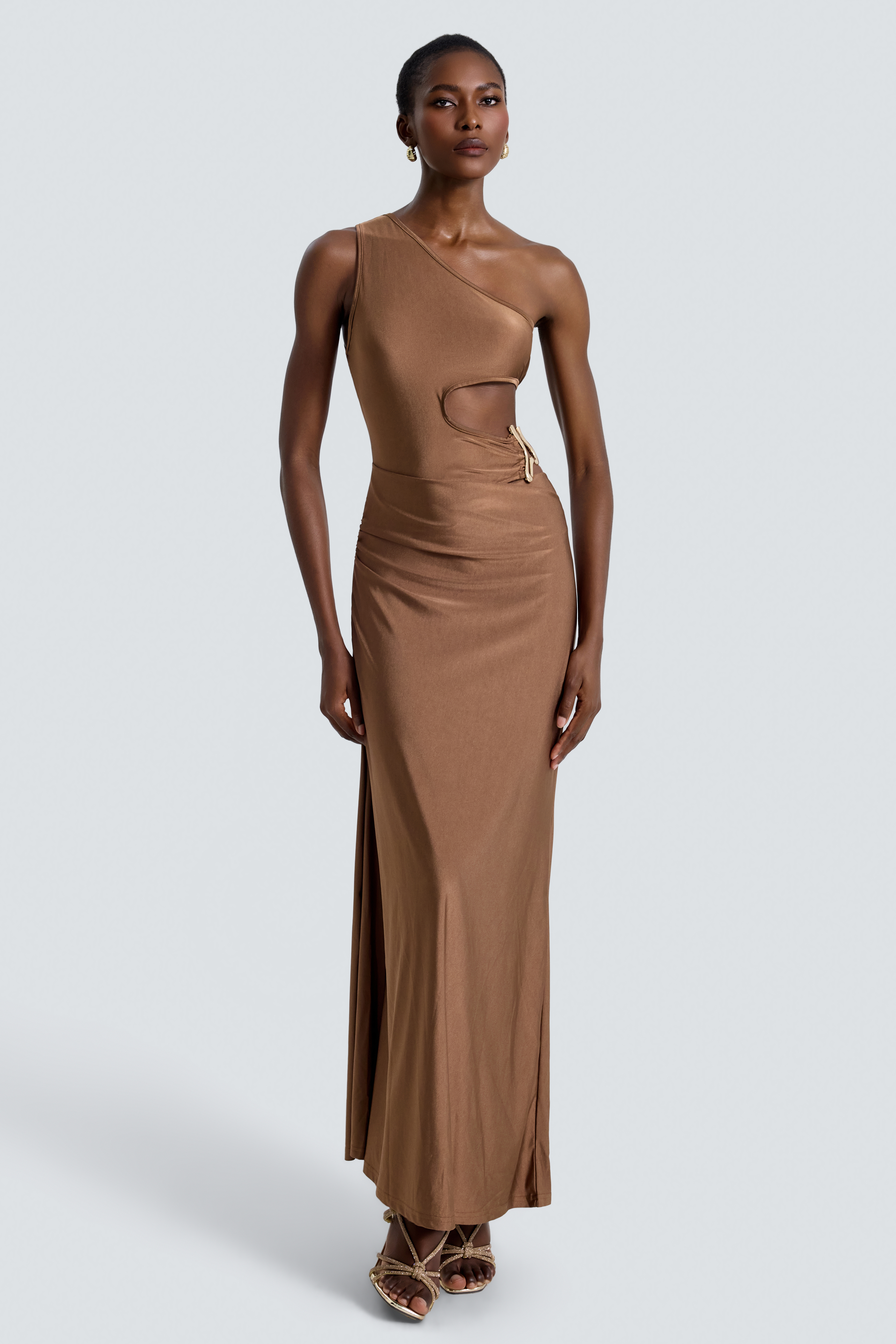 Vestido largo asimétrico de punto con abertura