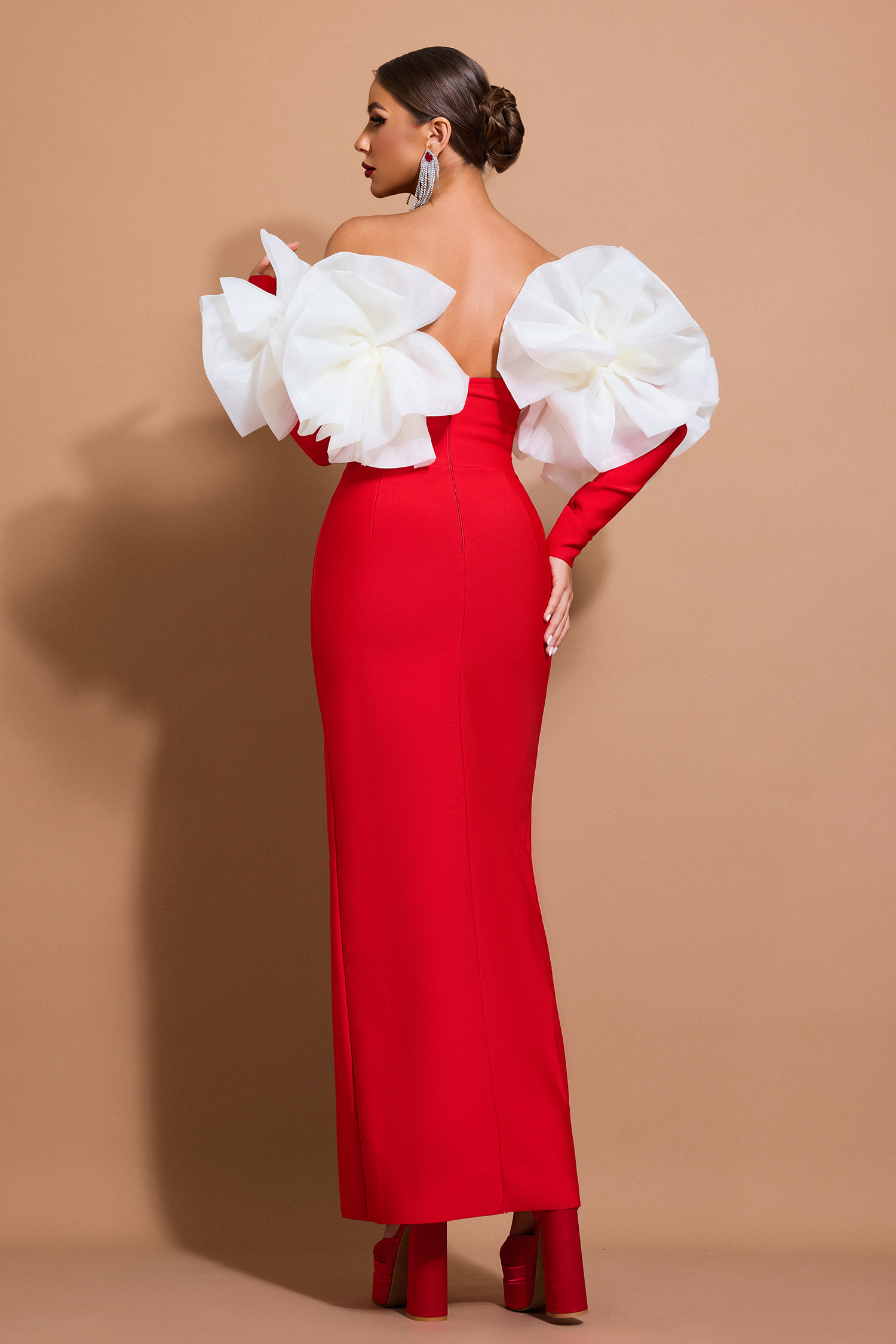 3D Flower Off-Shoulder Long Sleeve Maxi Dress